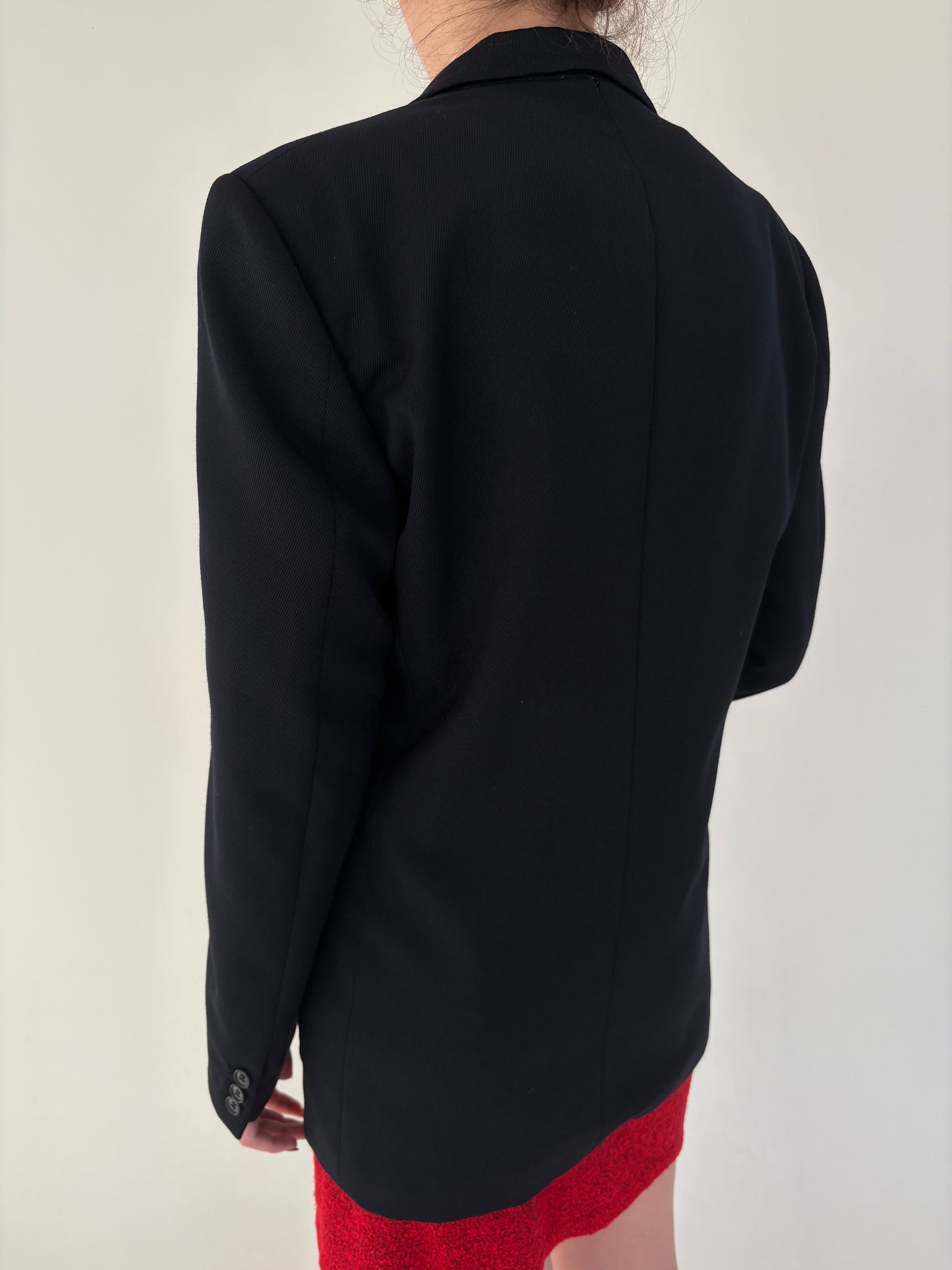 Sacou din stofă plină de lana cu cașmir în croi actual