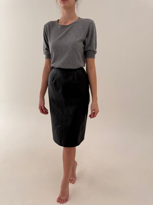 Fustă midi din piele naturală moale cu pense și talie ultra înaltă marcată