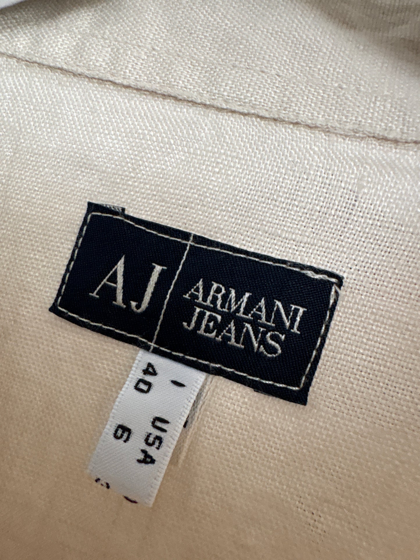 Cămașa nude Armani din in în croi clasic