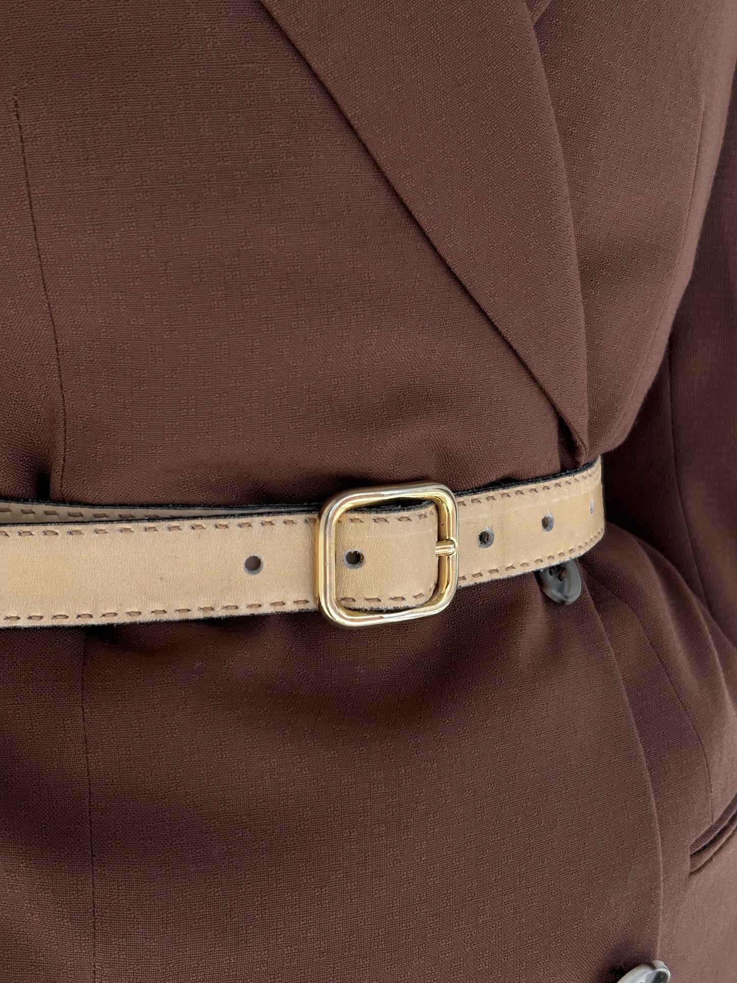 Centura italiană high end din piele naturală cu cusături manuale decorative