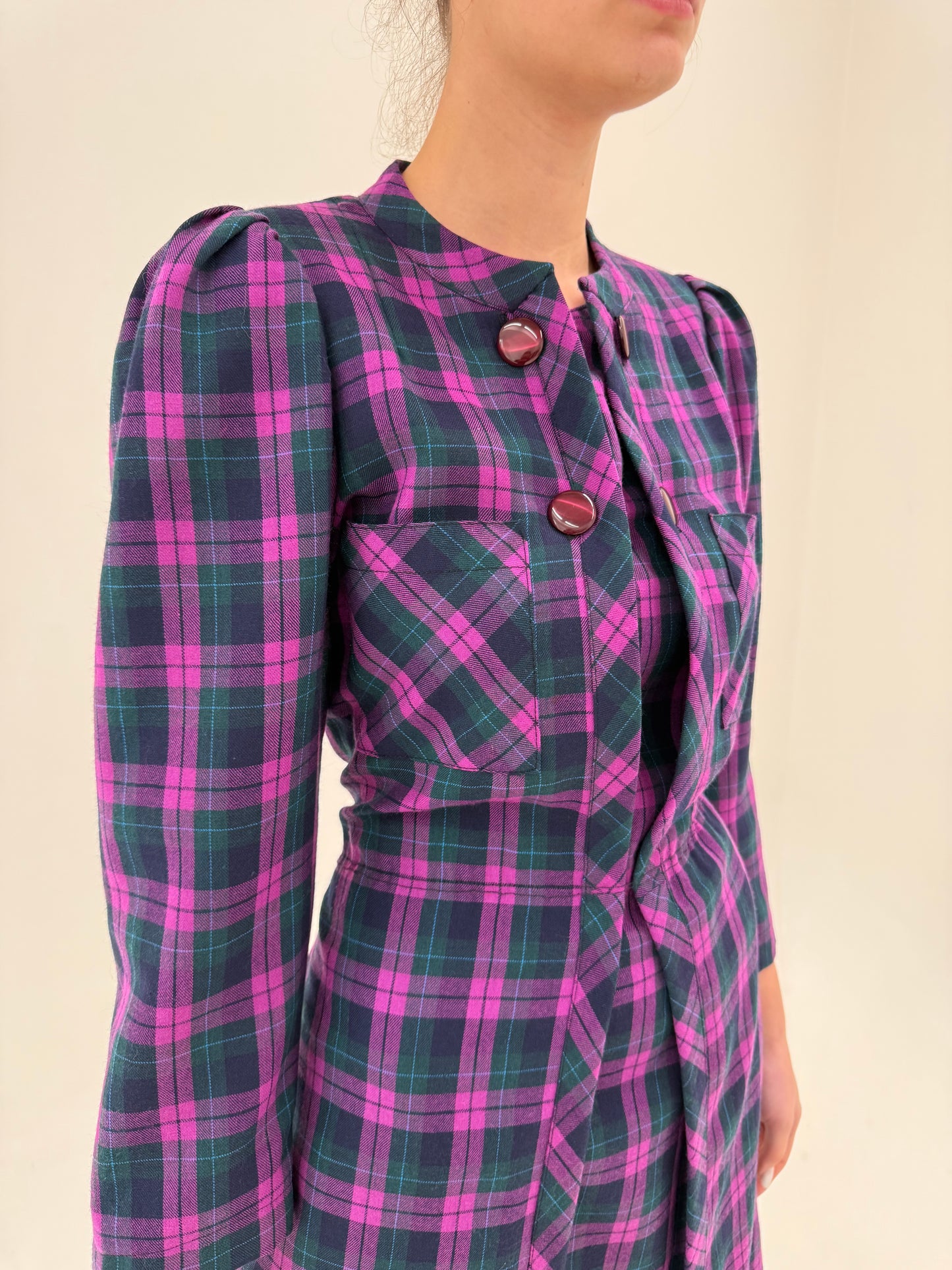 Rochie vintage în carouri din lana extrafina cu talie marcată elastică