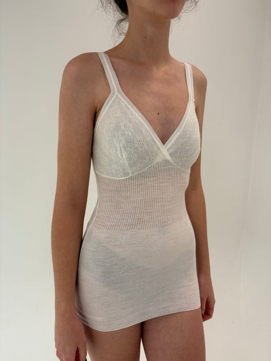 Maieu cambrat italian high end din lana extrafina irestringibila