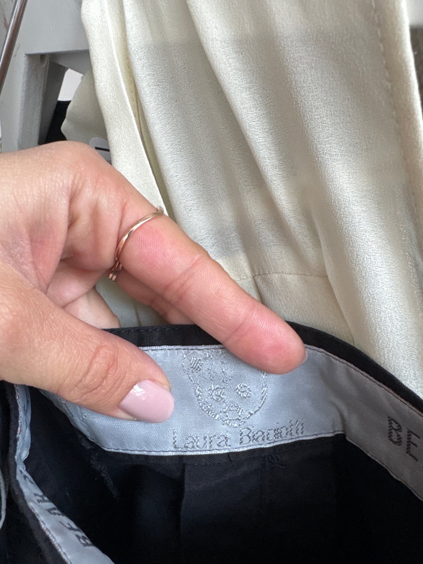 Fustă vintage de brand luxury Laura Biagiotti din poplin cu talie ultra marcată