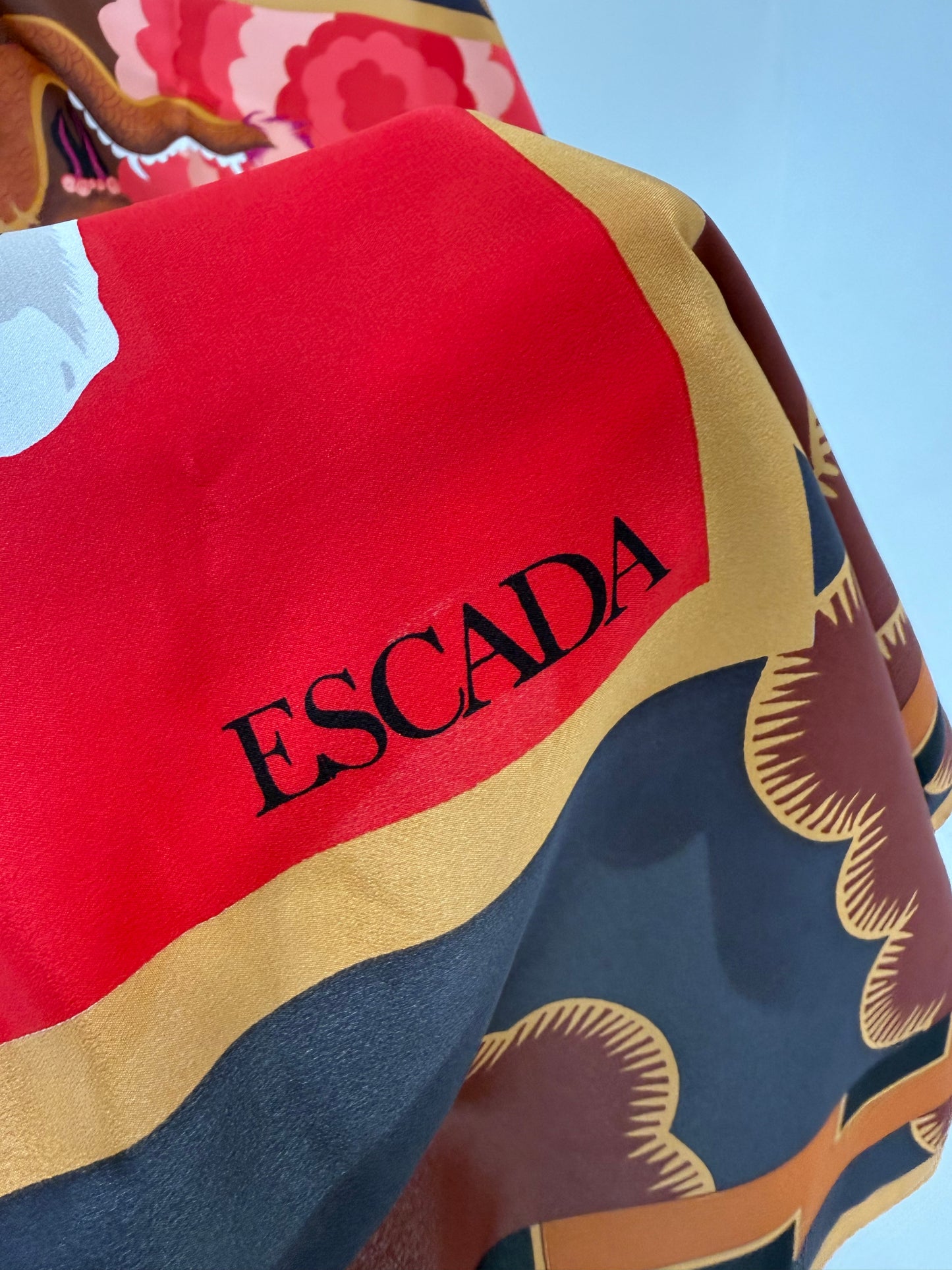 Eșarfă Escada XXXL din mase naturală