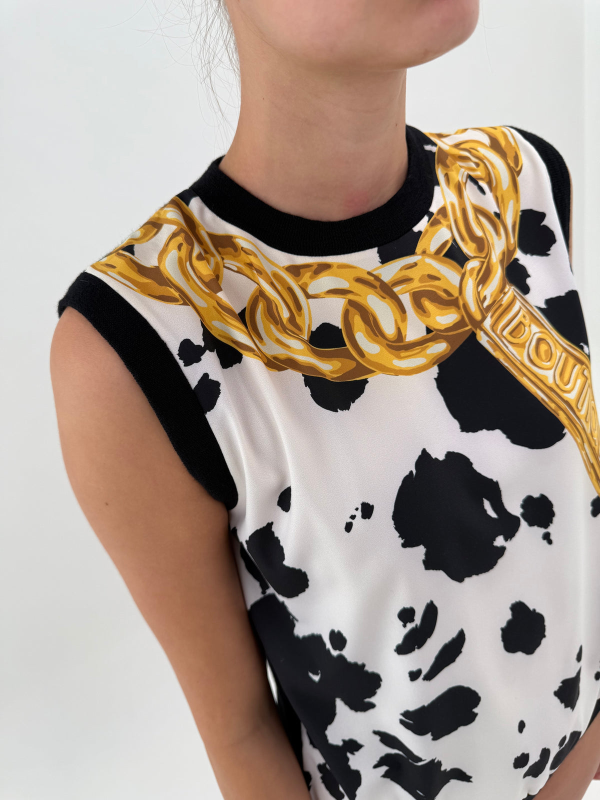 Top Moschino Chain Print Knit anul 2015 Pre-fall din lana cu print specific brandului