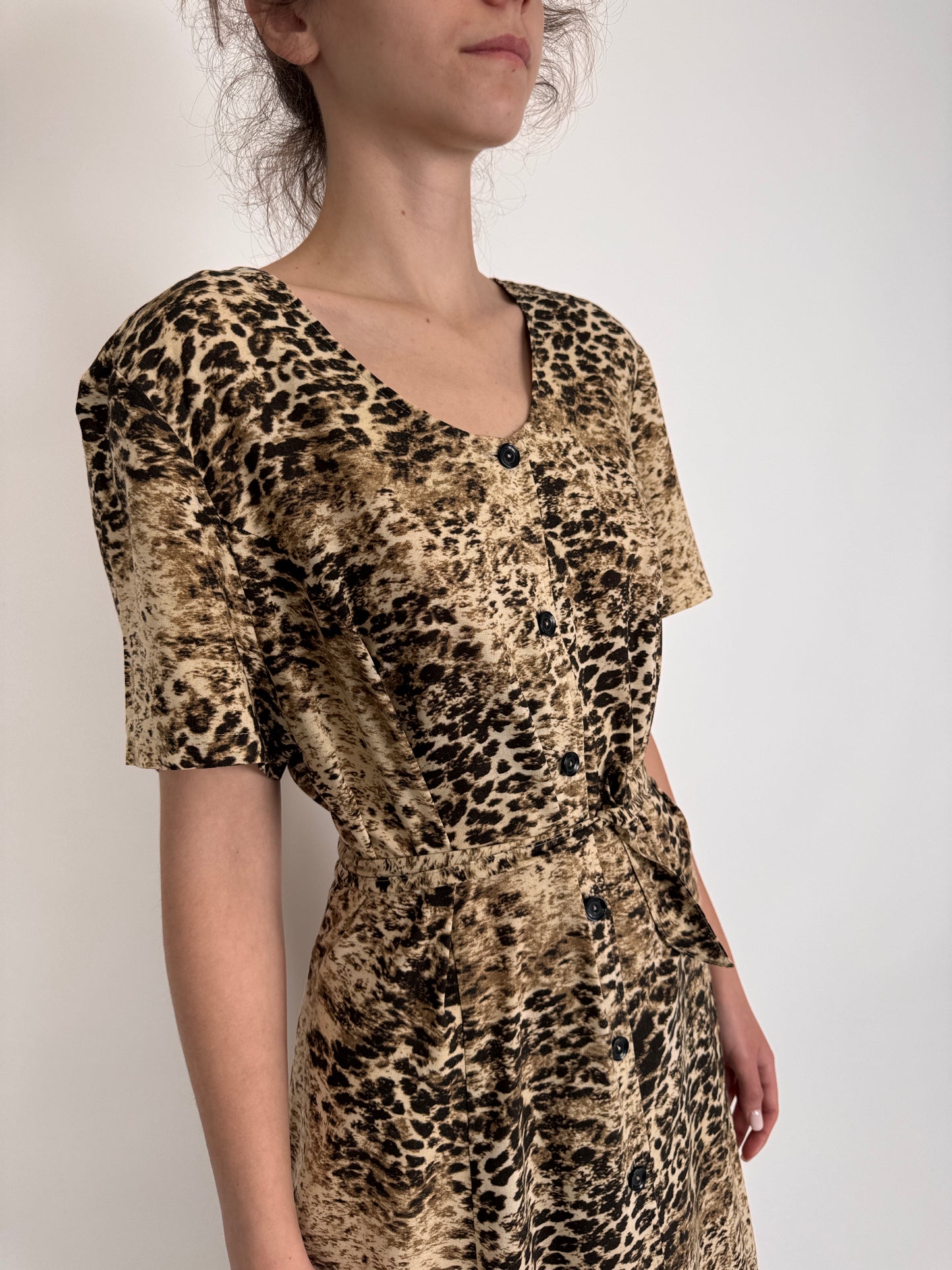 Rochie vintage animal print cu talie reglabilă