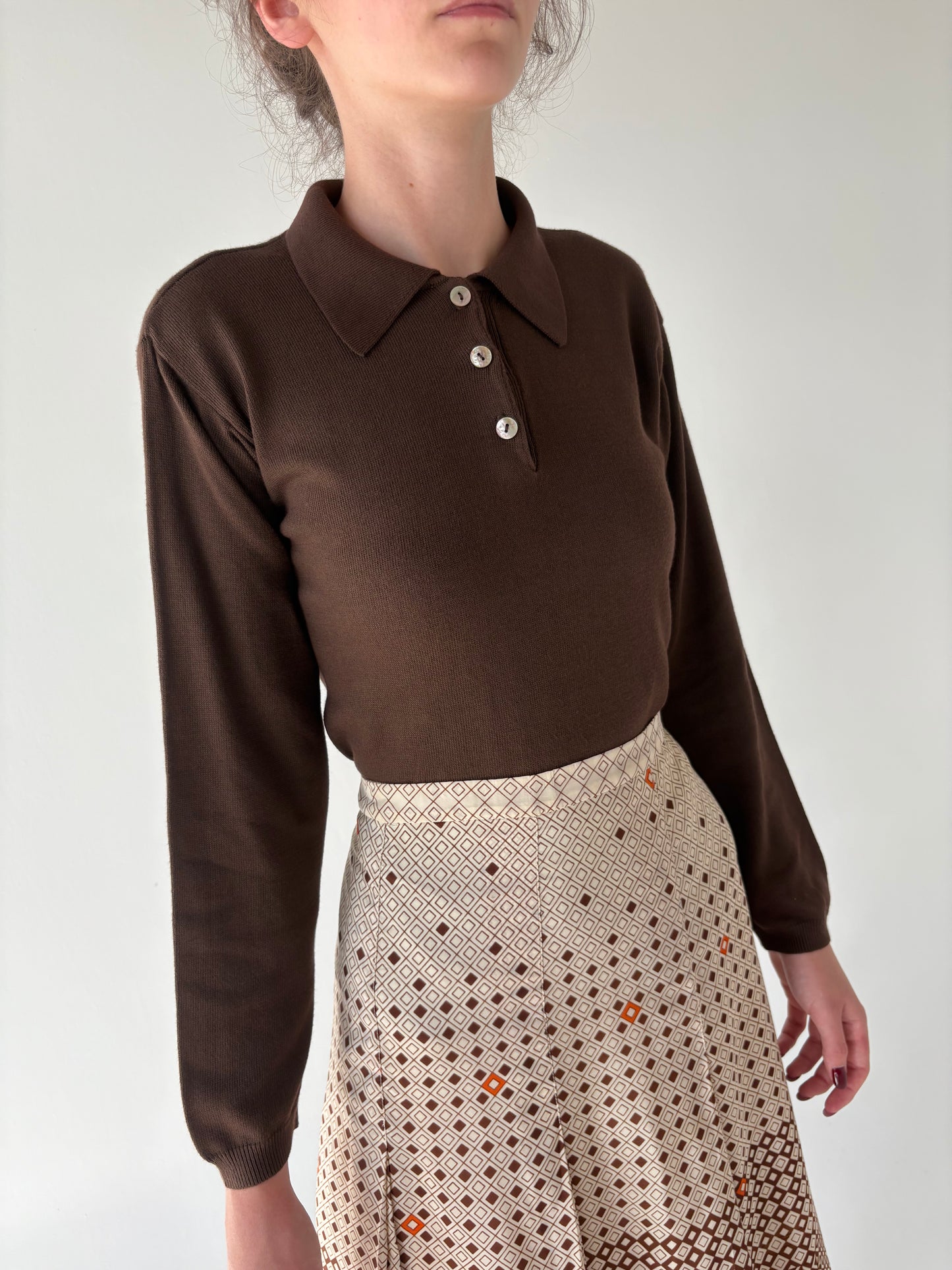 Bluză chocolate brown polo petite din jerse
