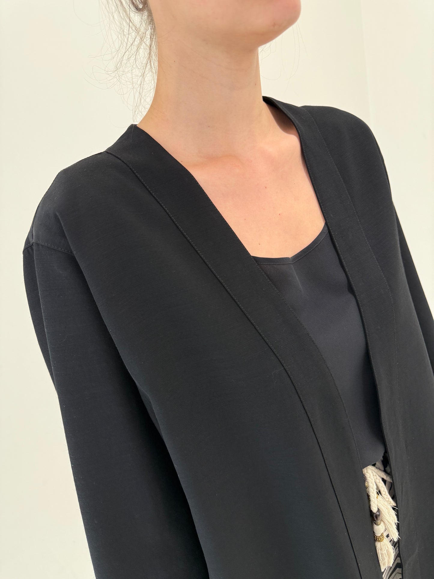 Blazer de inspirație asiatică de sezon cald negru