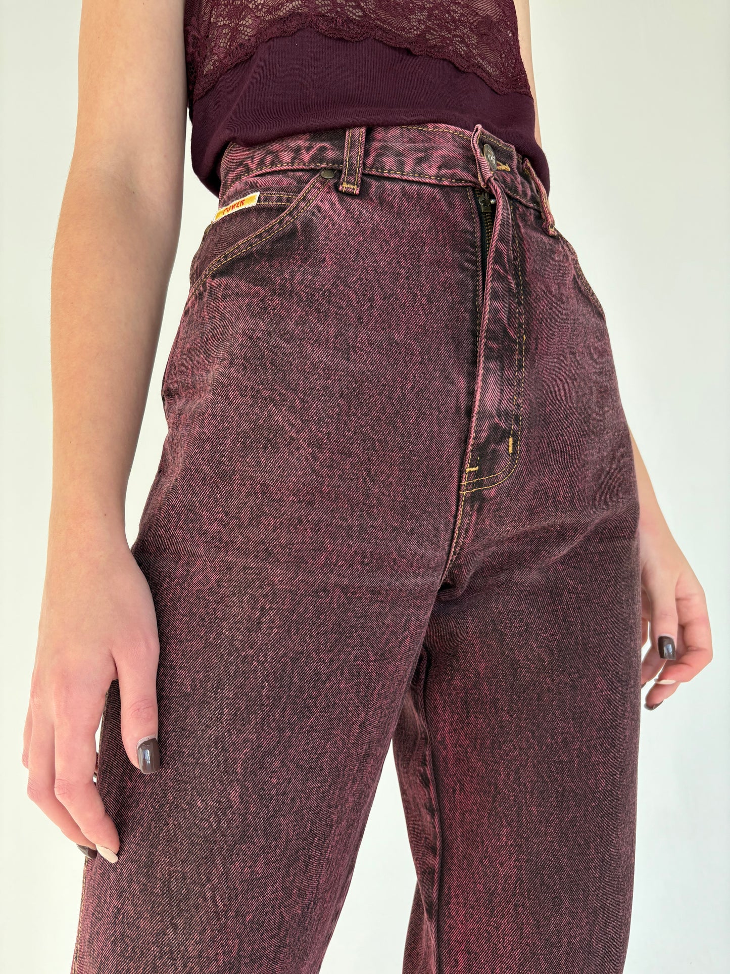 Jeans vintage gros mom fit cu talie ultra ultra înaltă burgundy wash