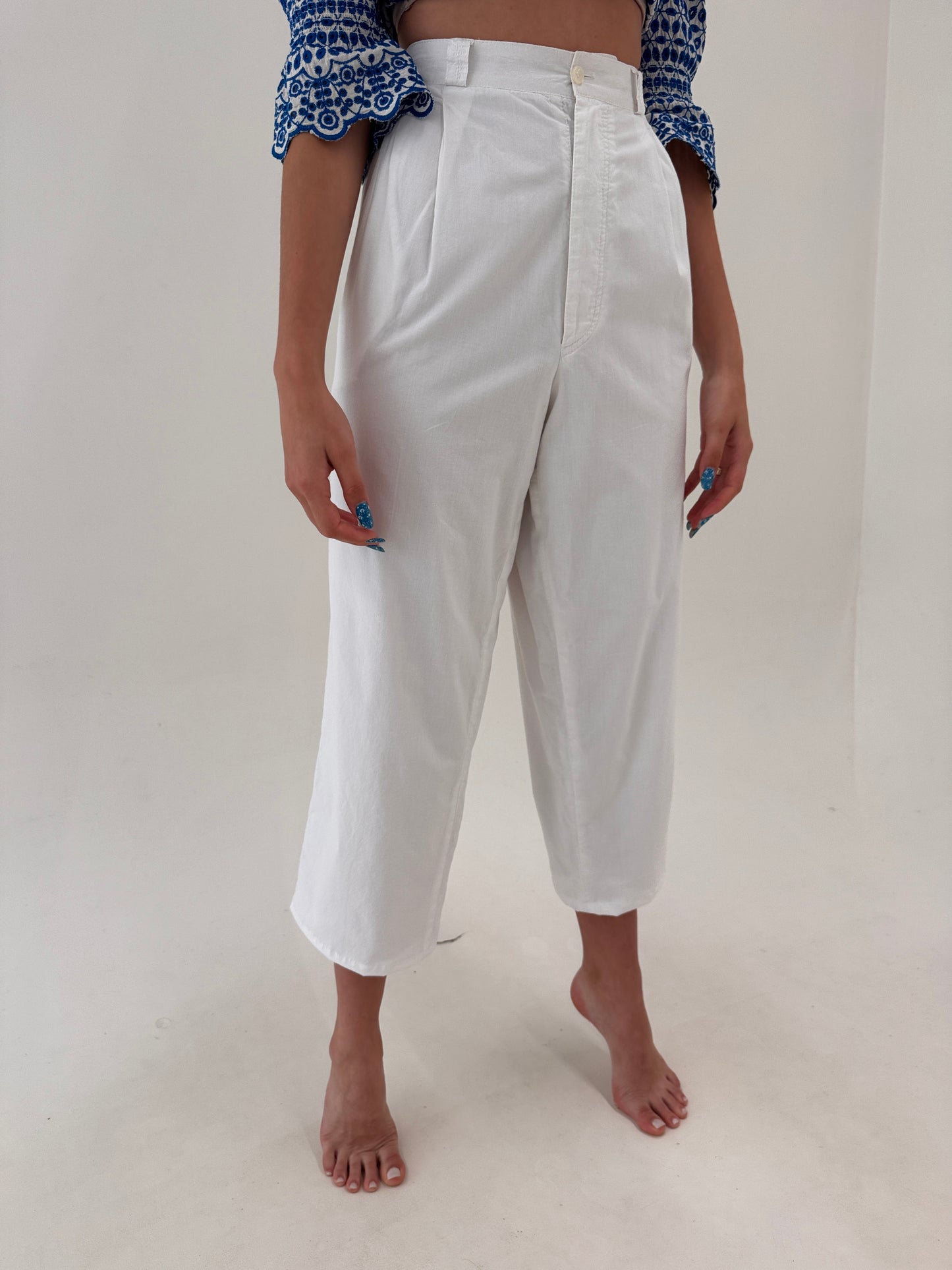 Pantaloni Valentino petite cu talie ultra înaltă din poplin de bumbac și pense