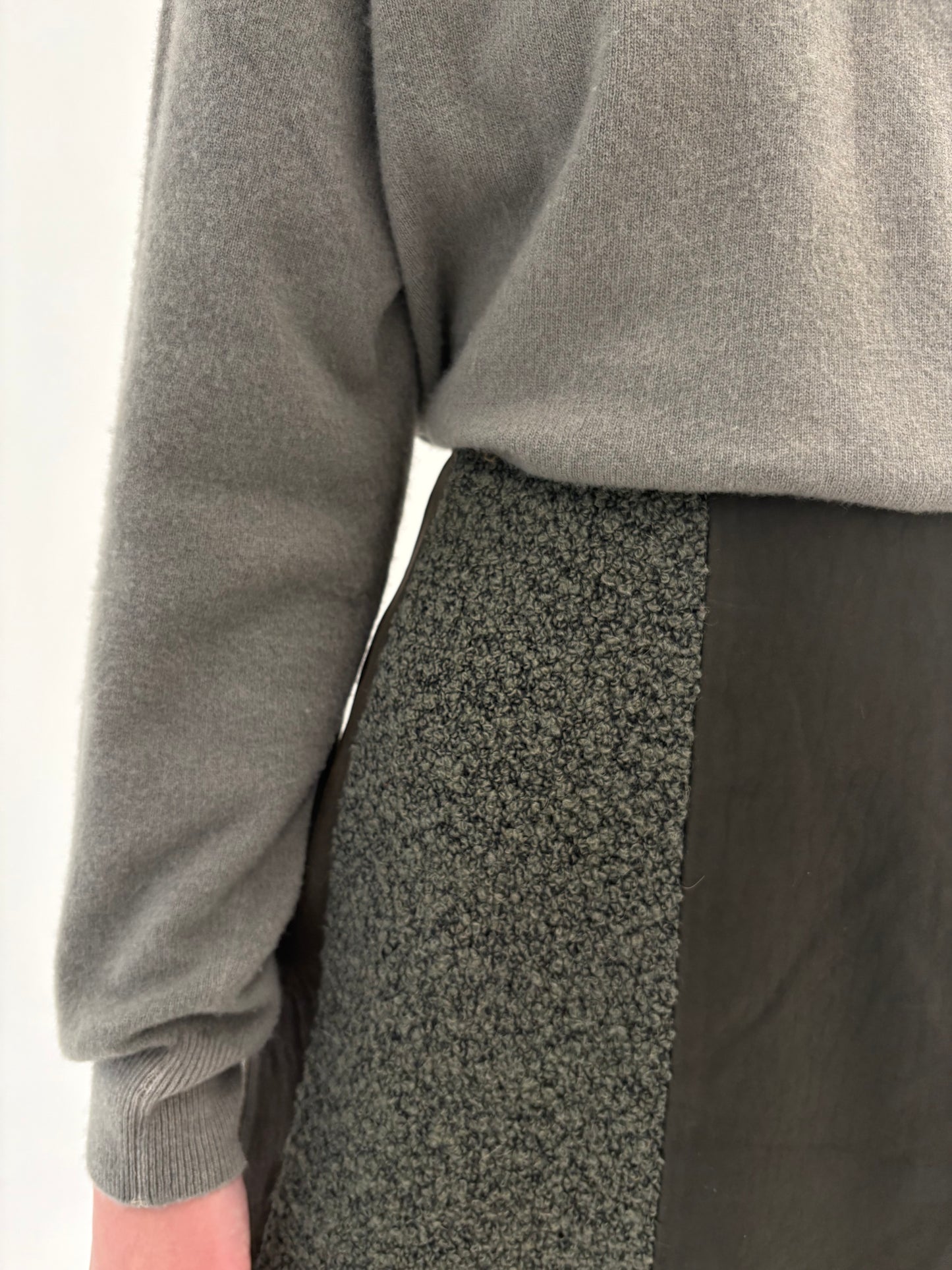 Fustă forest green din piele naturală și boucle de lana cu talie ultra înaltă