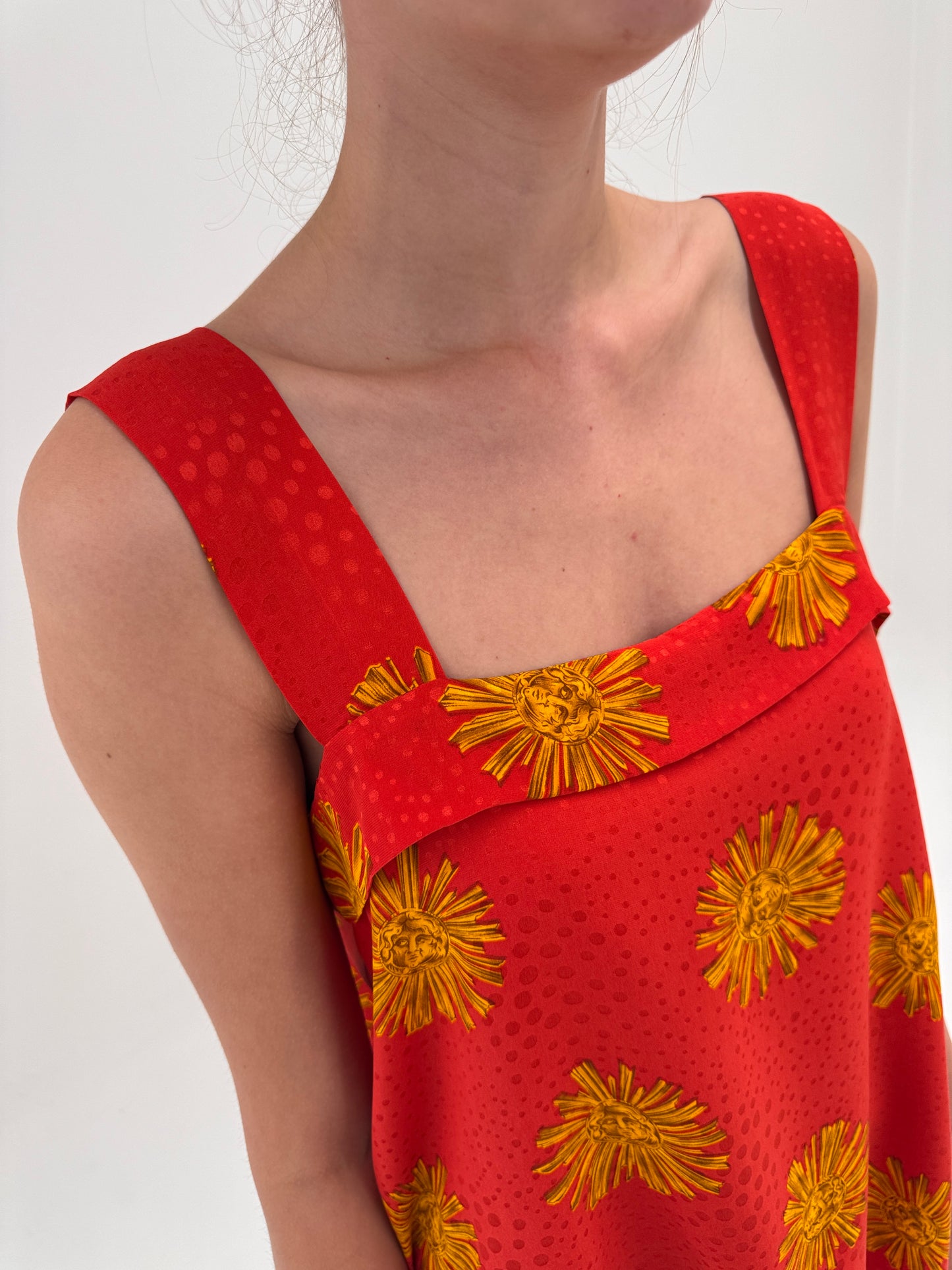 Set din mătase naturală coral red excepțională texturată cu buline