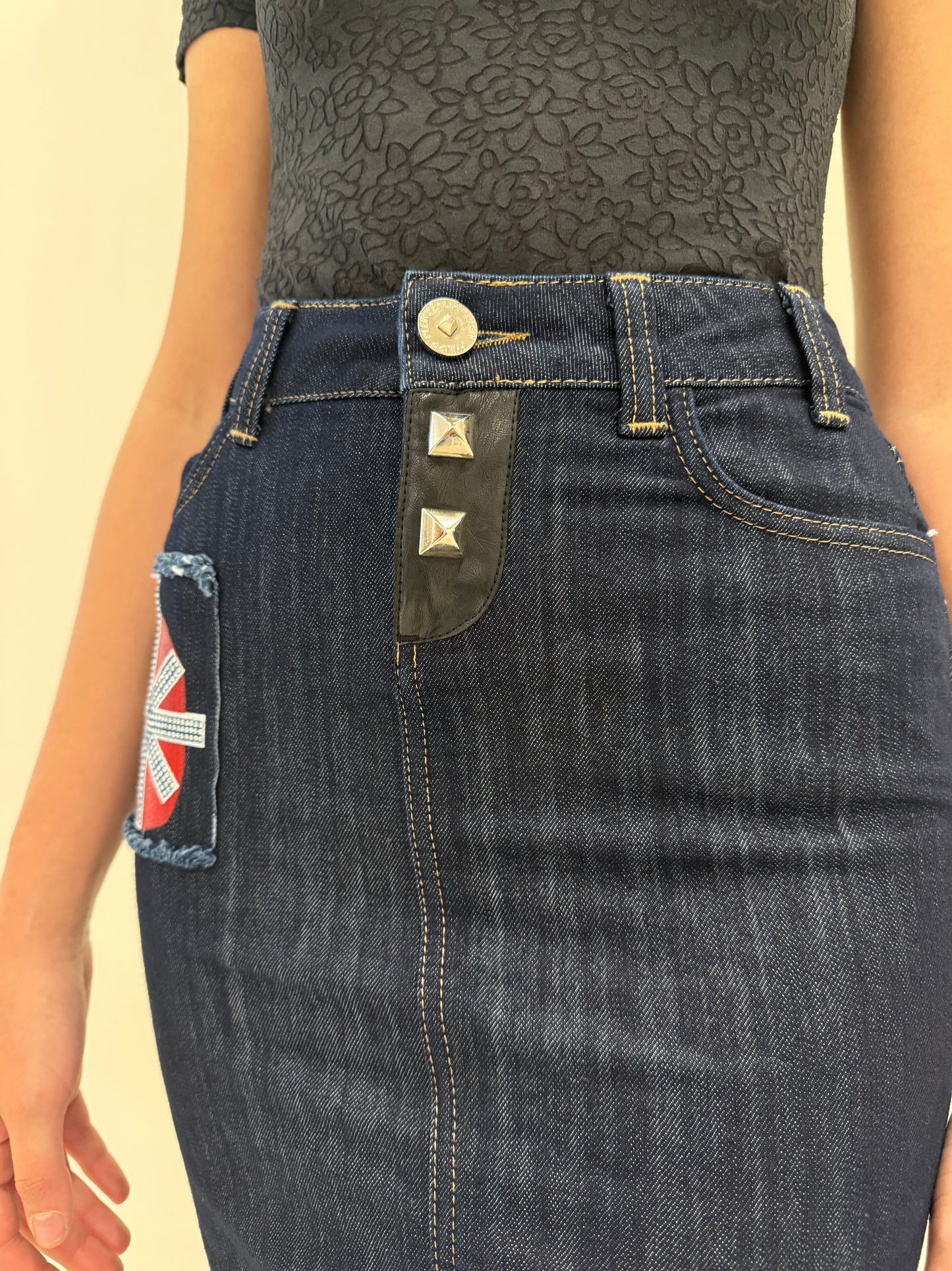 Fustă din jeans ultra luxury Philipp Plein ușor modelatoare