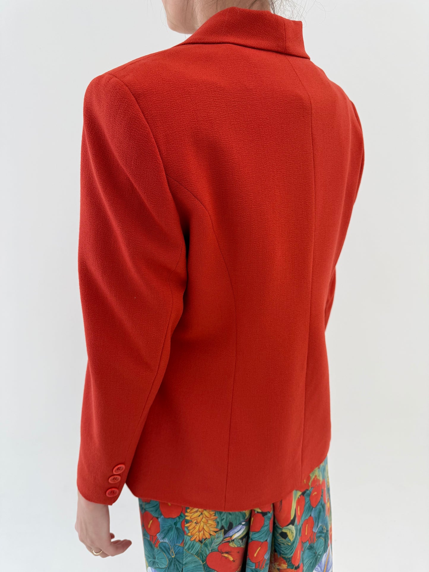 Sacou brick red in croi clasic ușor cambrat din stofita lightweight
