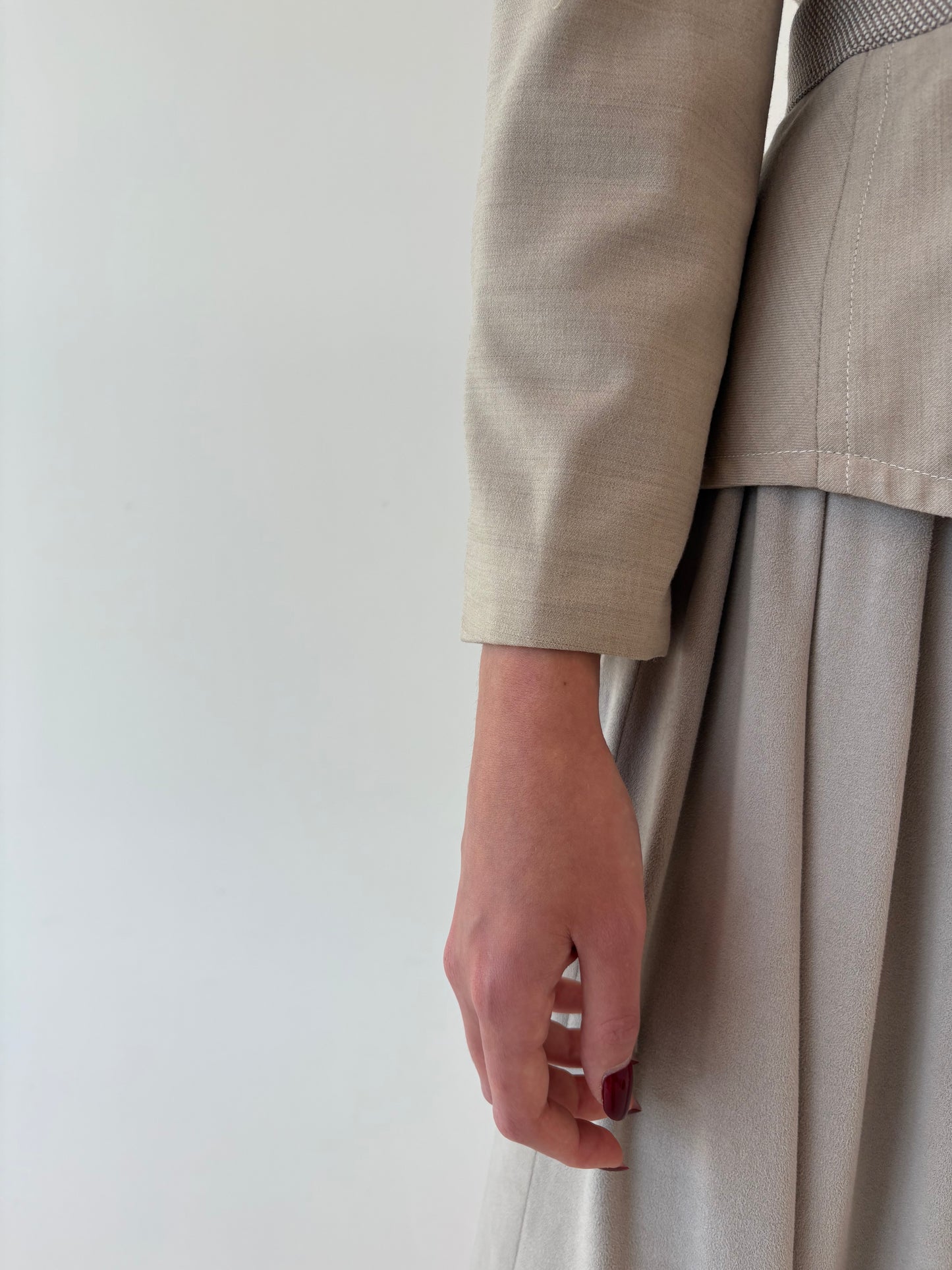 Sacou de designer in croi elaborat din stofă extrafina de lana