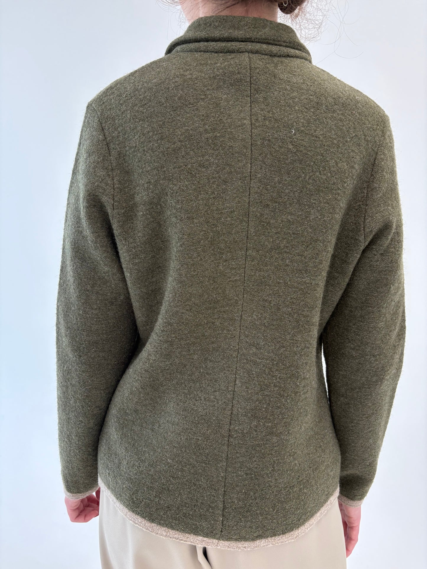 Jacheta Stefanel Sage green din boiled wool în croi super în trend