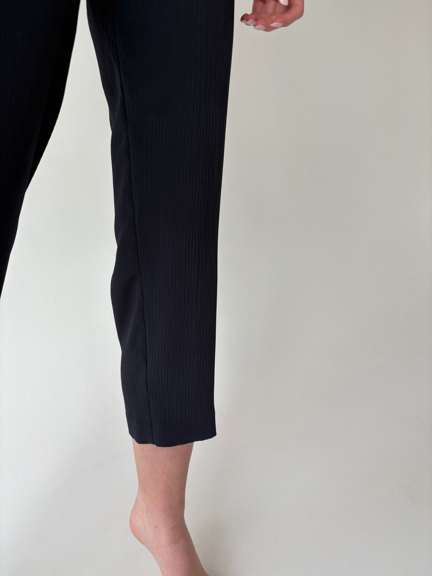 Pantaloni Navy petite cu talie ultra înaltă cu influențe foarte ușor casual