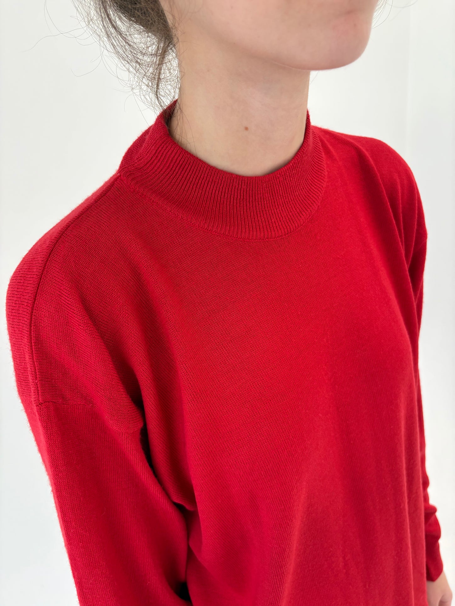 Maleta italiană din lana merino extrafina în croi lejer