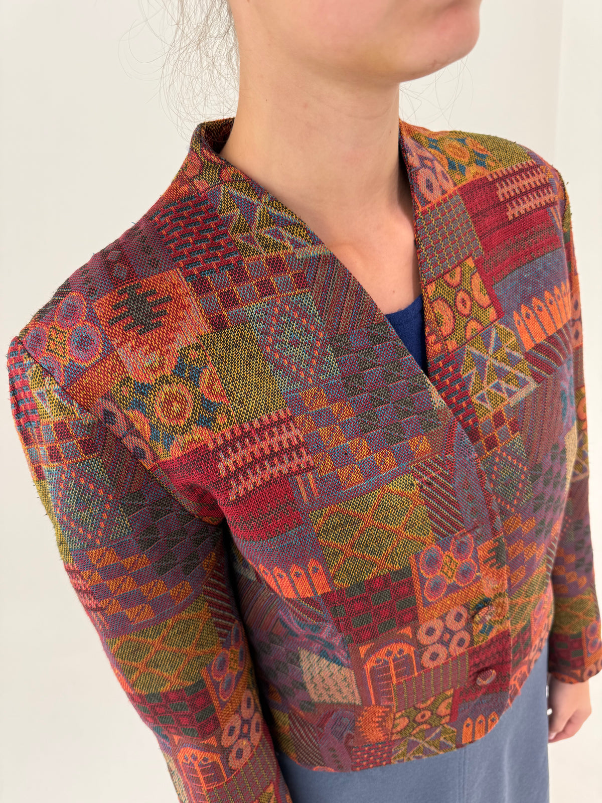 Sacou din brocart cu lana excepțional în culori superbe și aspect patchwork