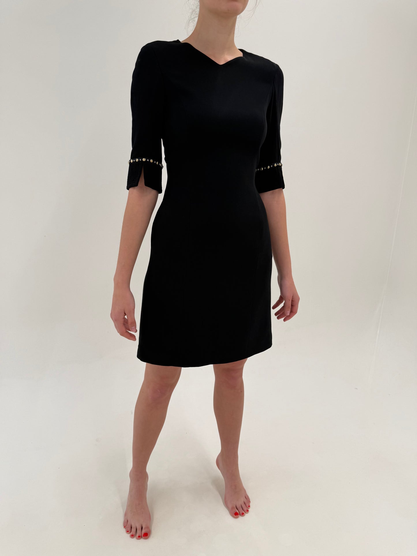 LBD Versace de la business la cocktail cu buzunare și interior din mătase naturală