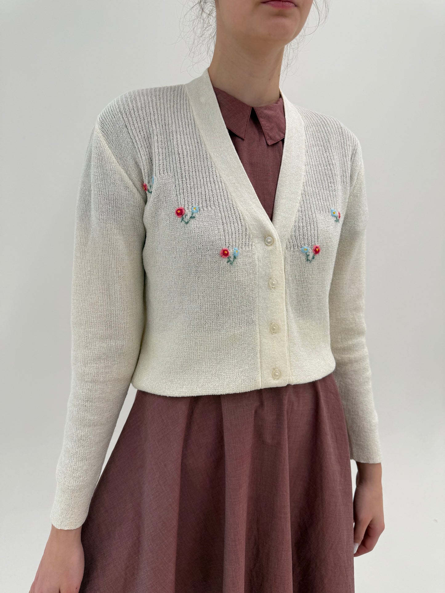 Cardigan vintage butter white din jerse crisp de bumbac cu broderie manuală