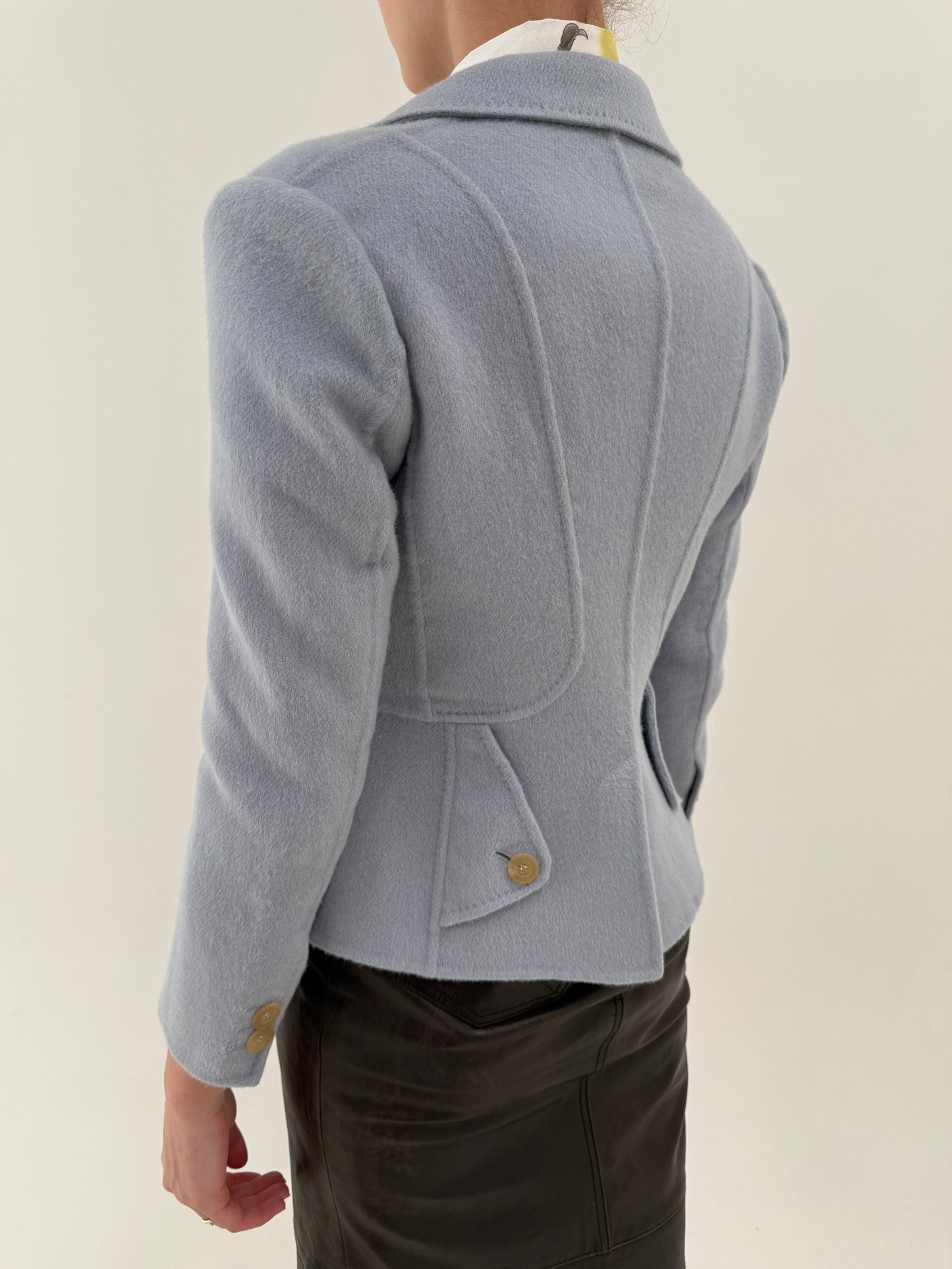 Sacou vintage John Galliano baby Blue de colecție ultra cambrat