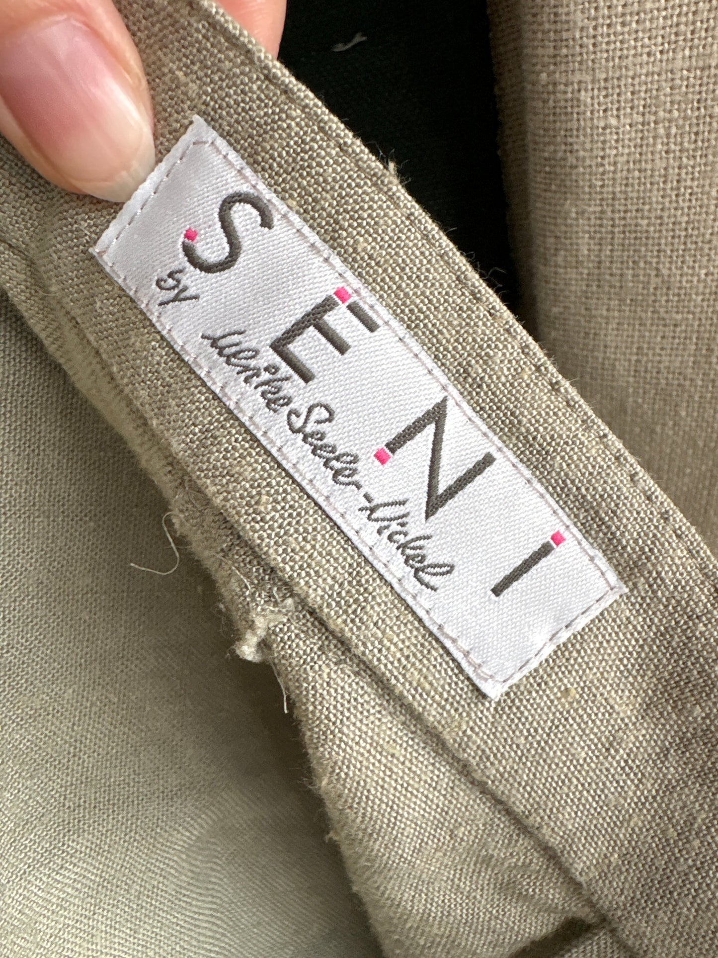 Fustă Sage green vintage din pânză excepțională în croi retro modern ovoidal