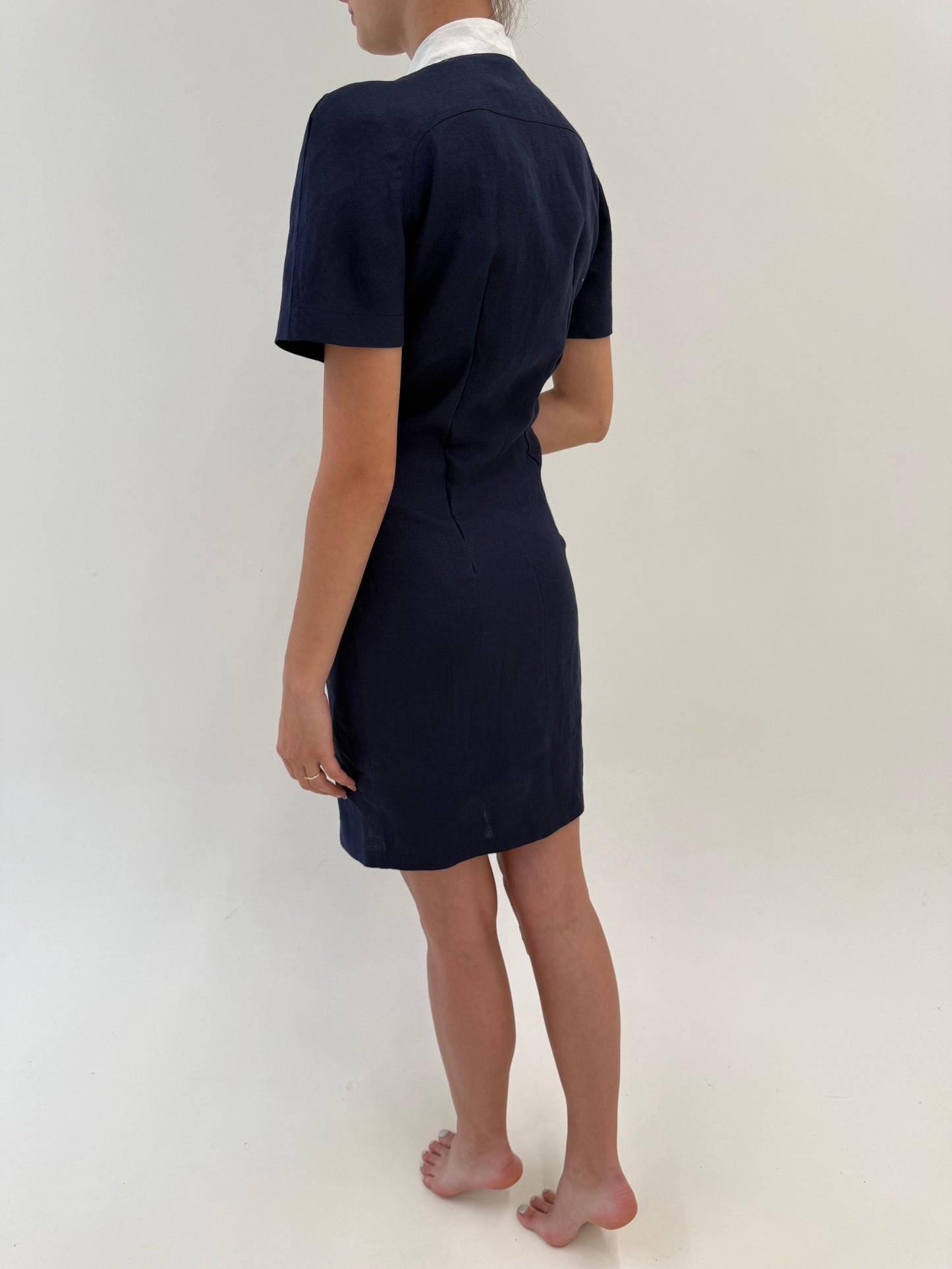 Rochie vintage italiană din panza de in excepțional ușor structurat