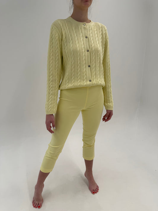 Pantaloni Lacoste butter yellow petite din bumbac premium modelator