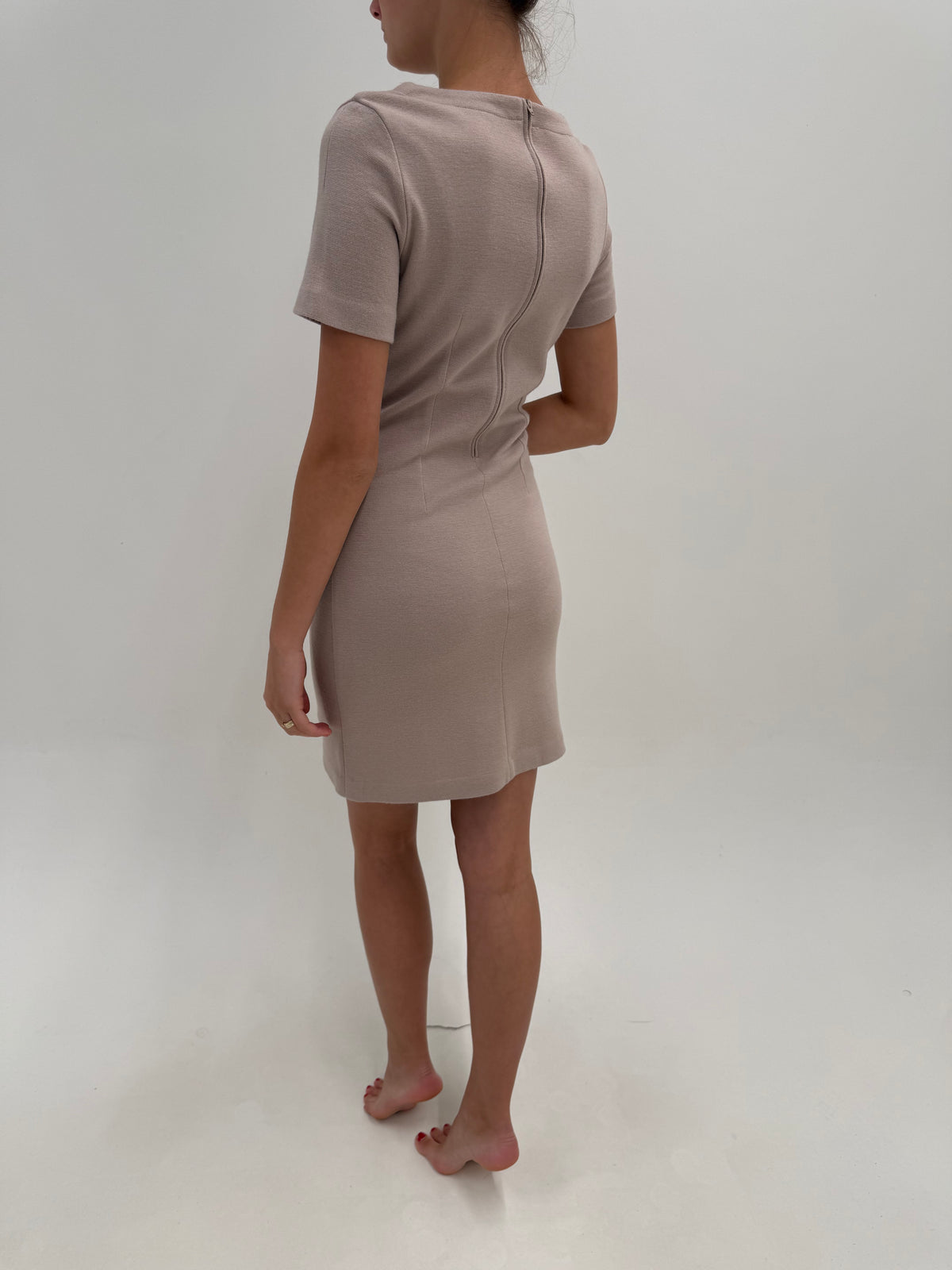 Rochie vintage dusty pink din tricot extrafin 70% lana in croi clasic minimalist