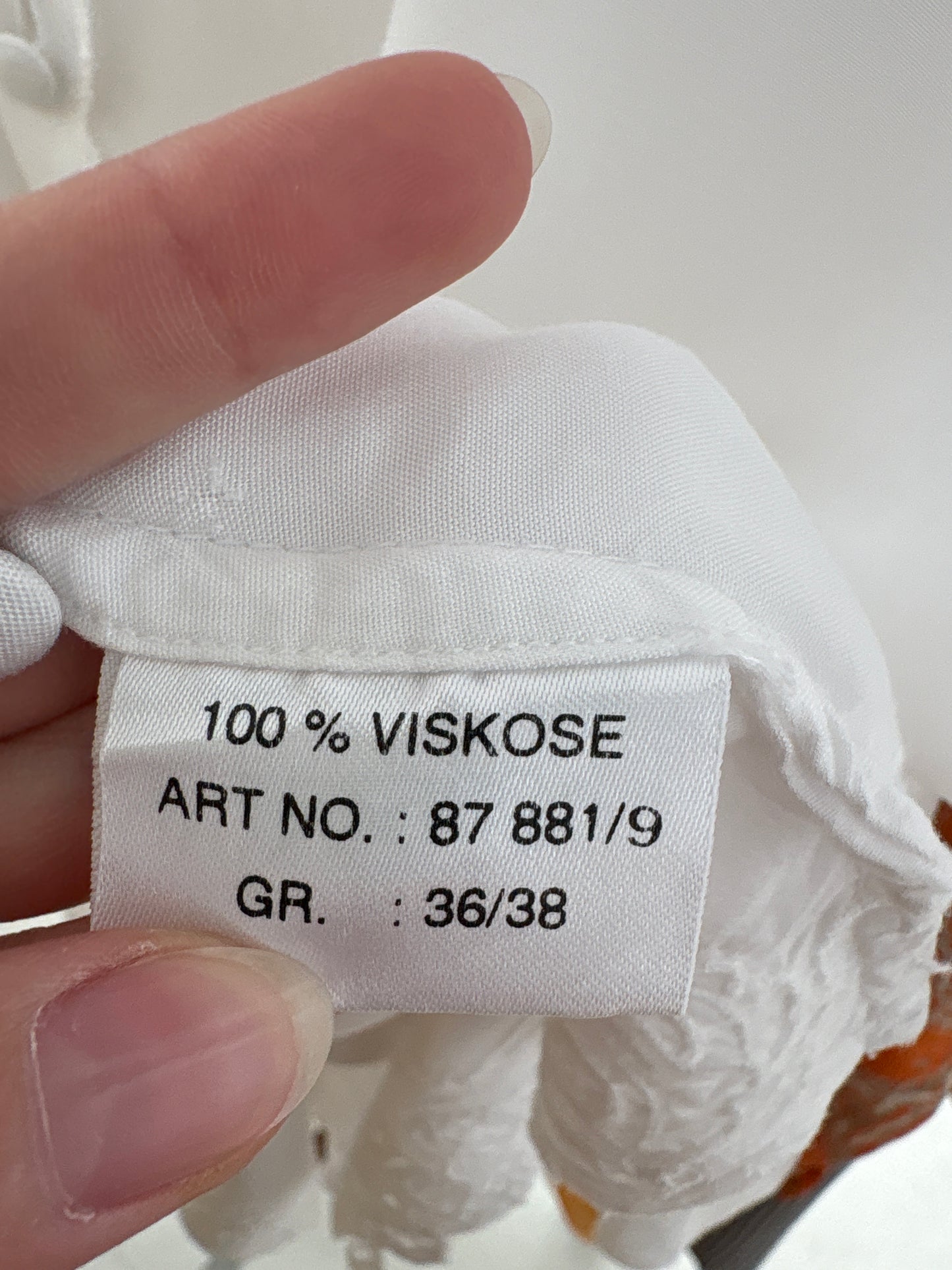 Cămașa ultra vaporoasă cambrata cu broderie anglaise