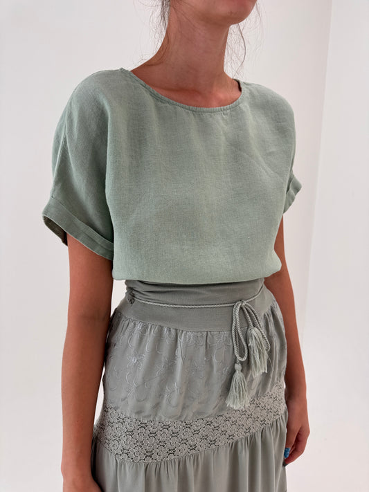 Top Sage green din in premium în croi minimalist lejer