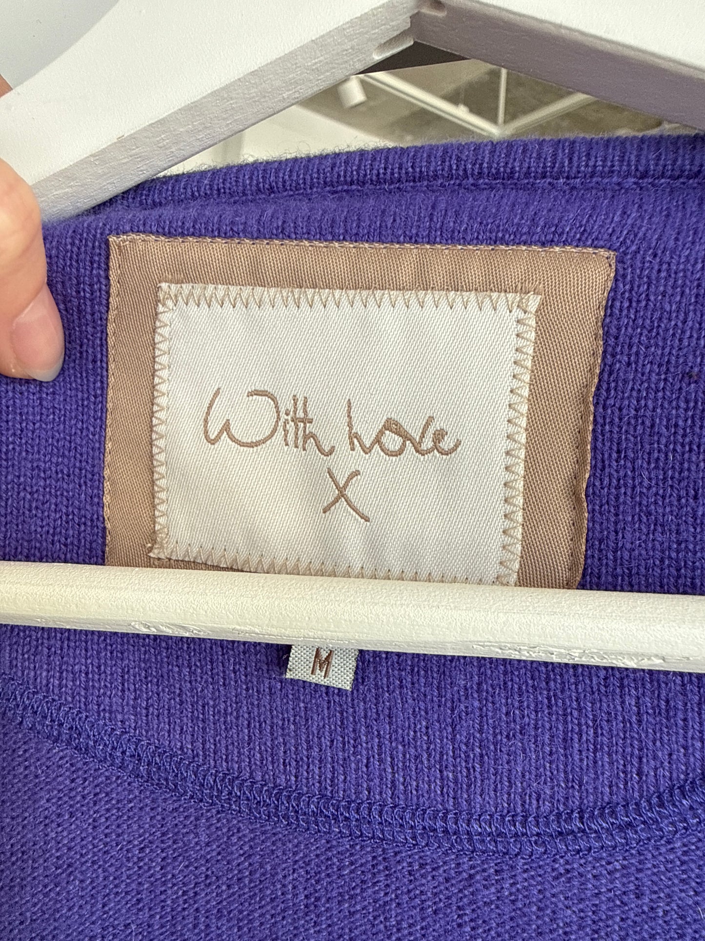 Cardigan petrecut și cambrat din cașmir violet