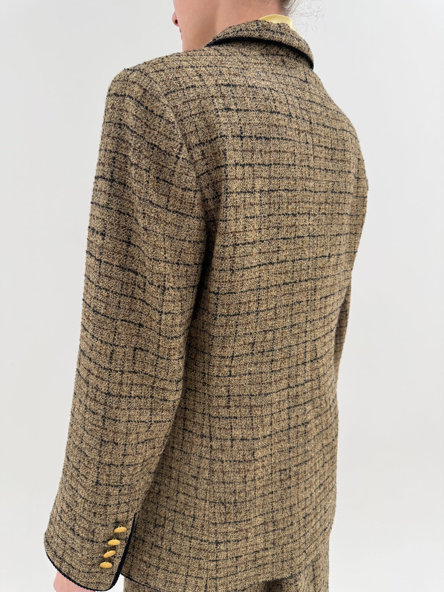 Deux piece uktra luxury Ferragamo din boucle de lana excepțional