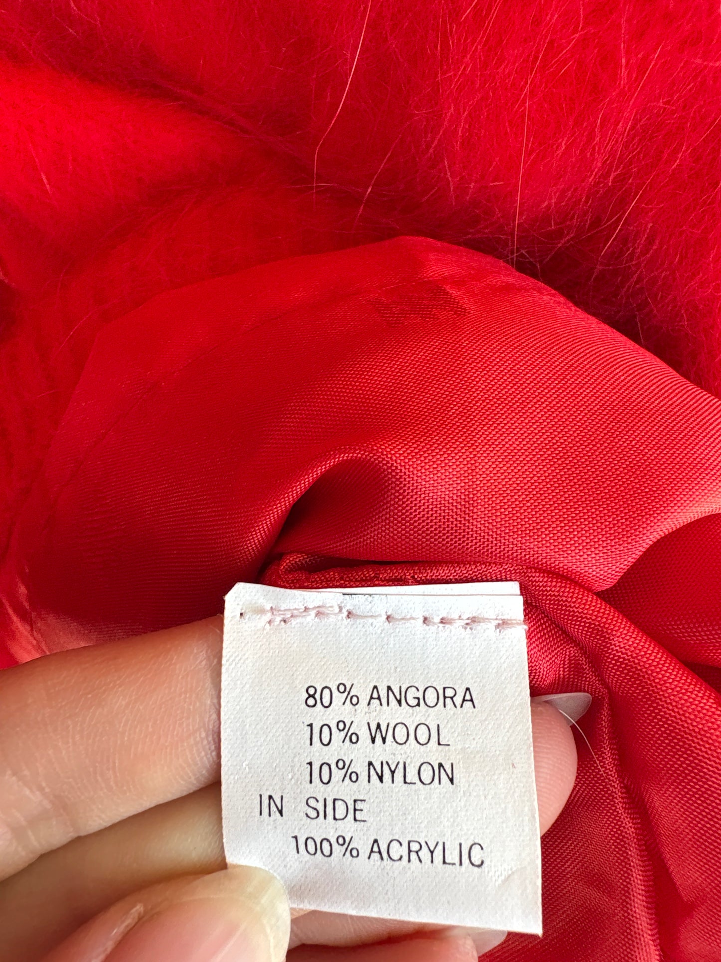 Jacheta vintage din Angora roșu tare cu broderie