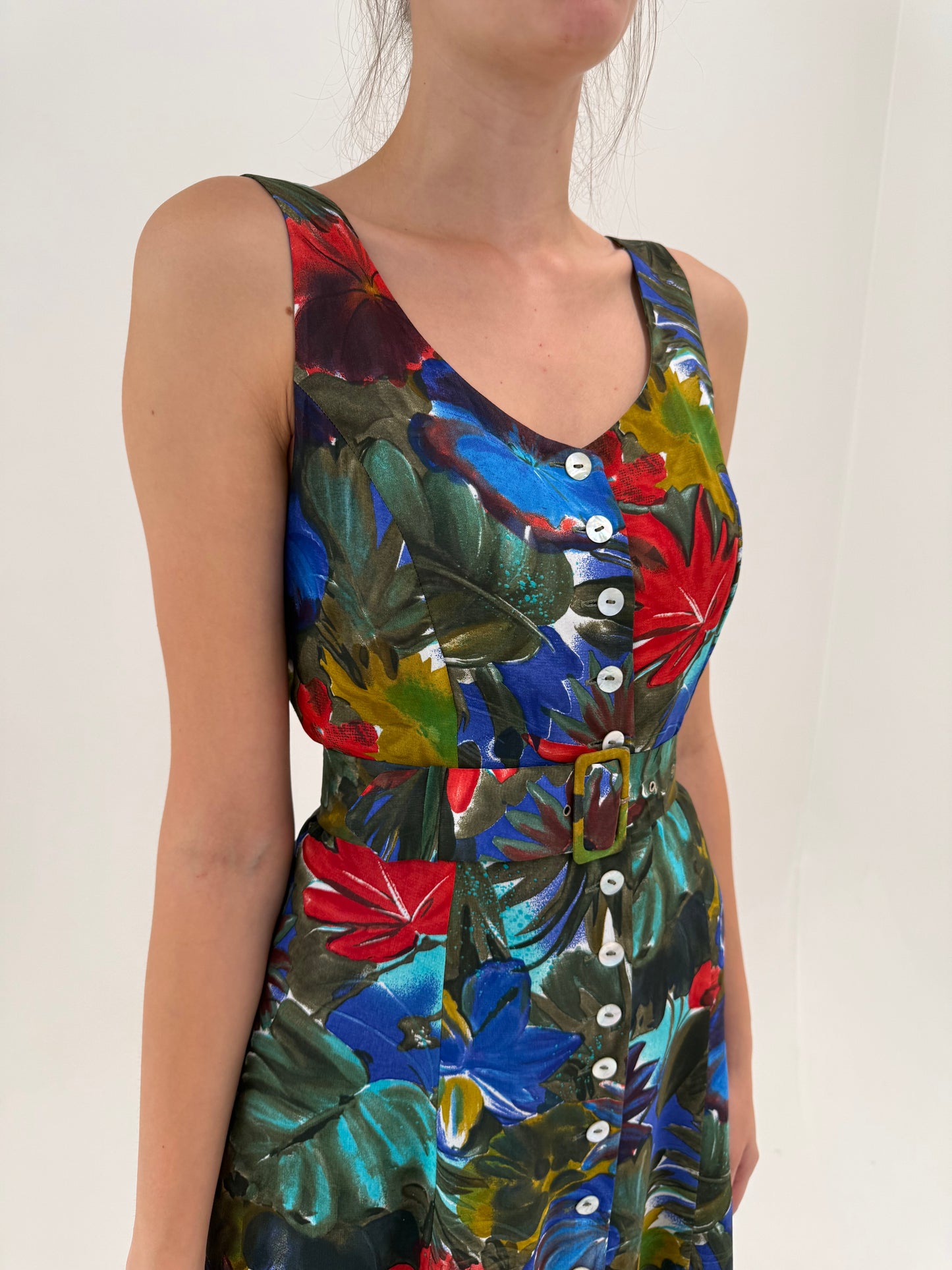 Rochie ultra feminină super vaporoasă cu print organic statement superb