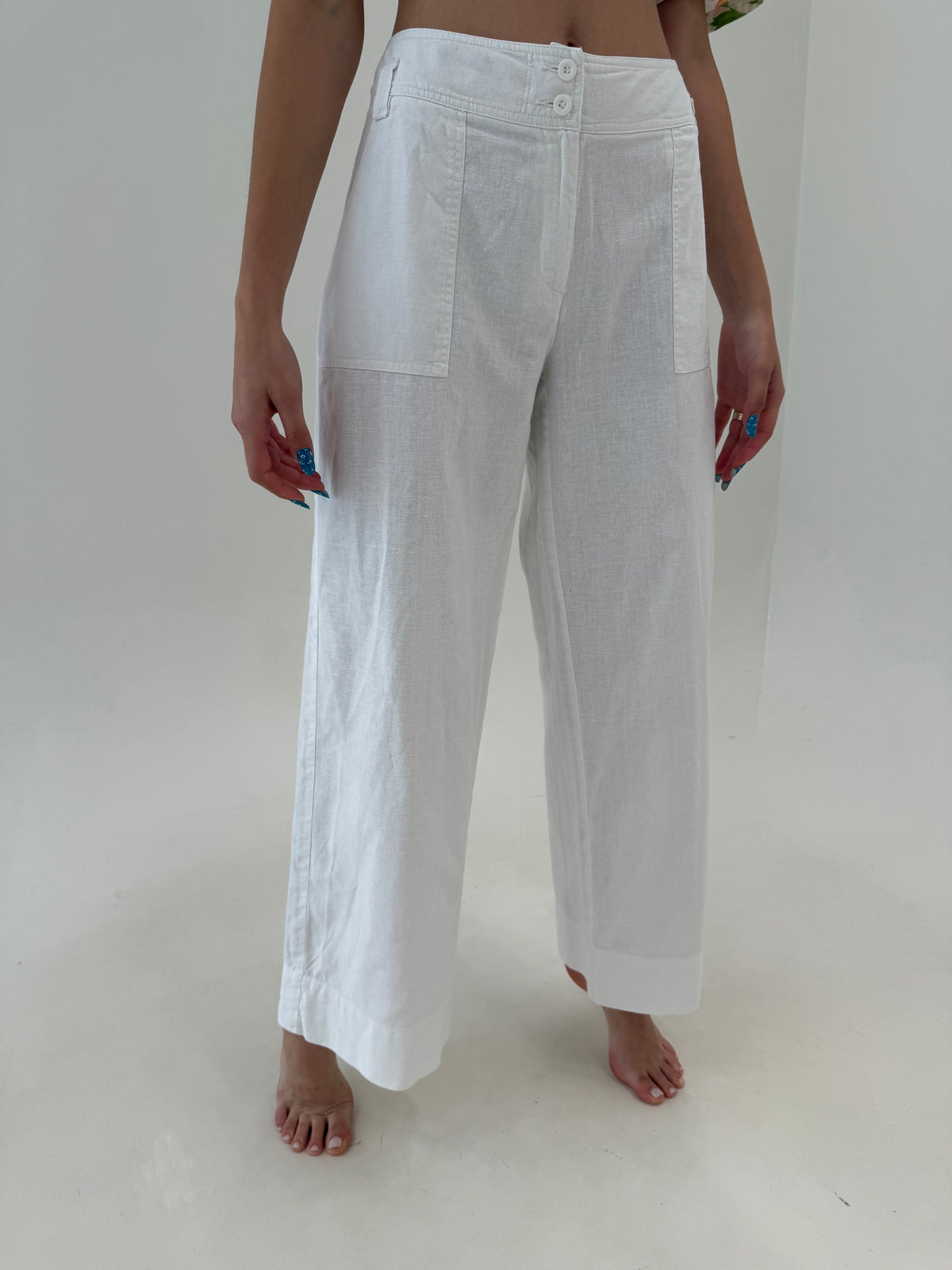 Pantaloni din in premium în croi spre palazzo