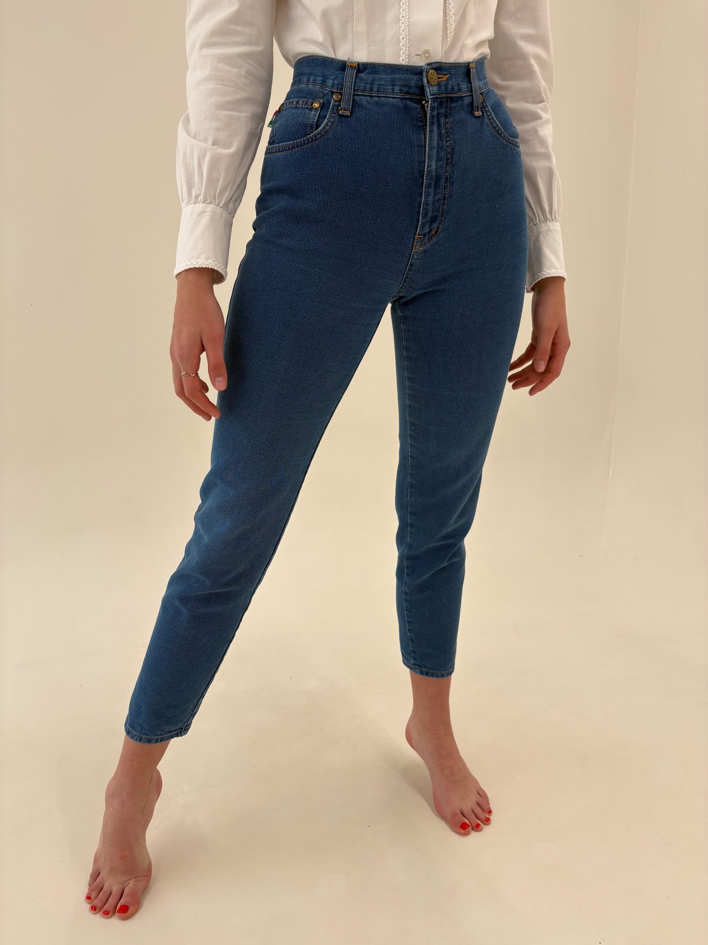 Jeans vintage Moschino cu talie ultra înaltă petite