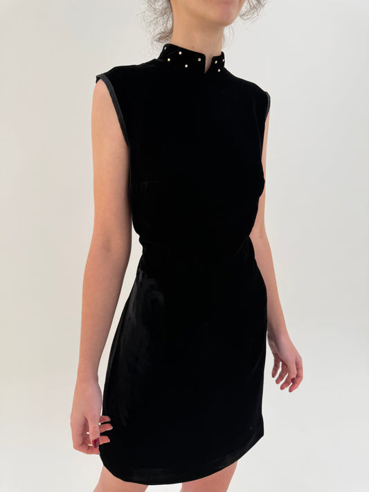 LBD vintage în croi minimalist din catifea premium