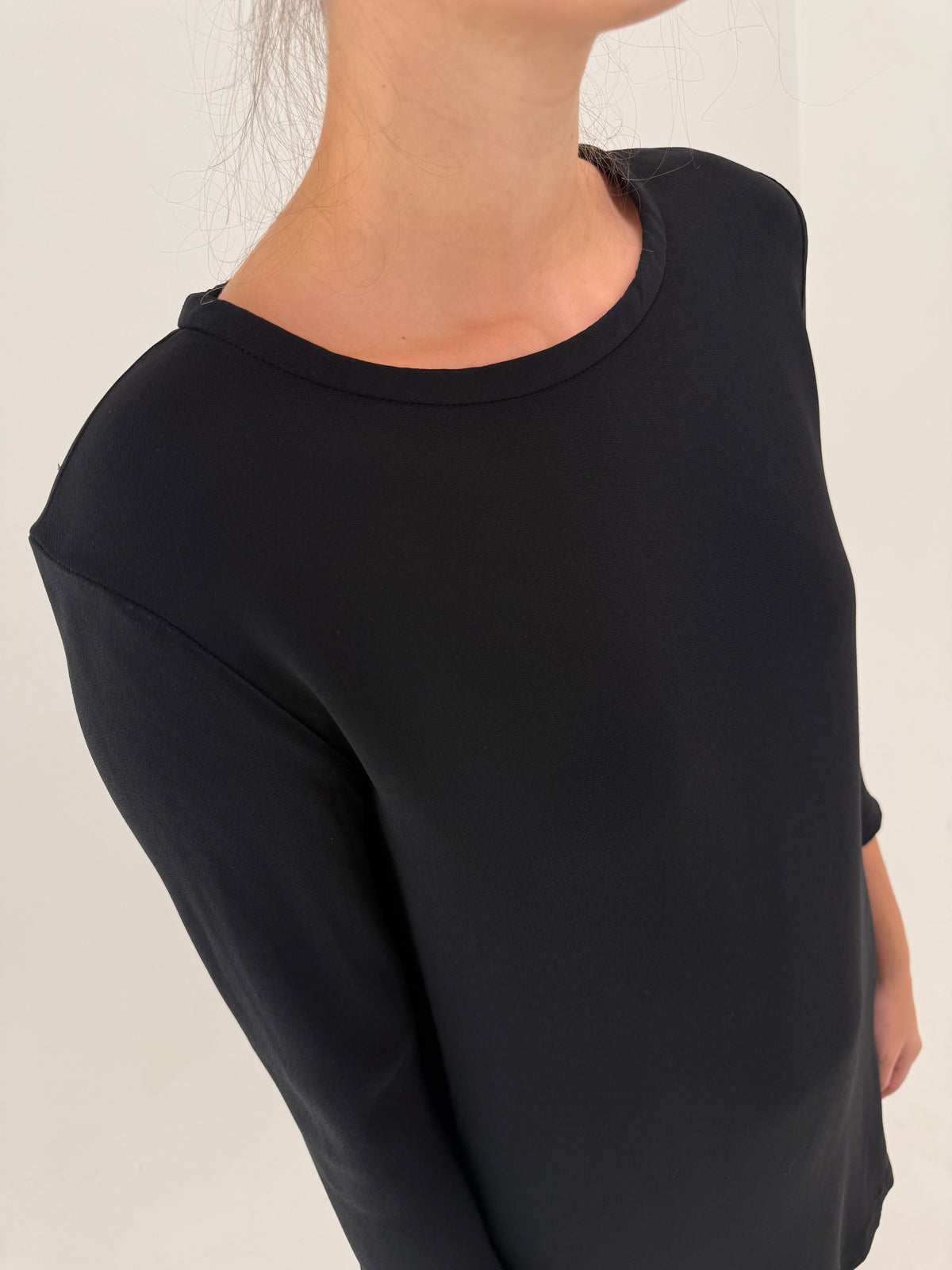 Rochie neagră Max Mara din jersey plin excepțional de la business la cocktail