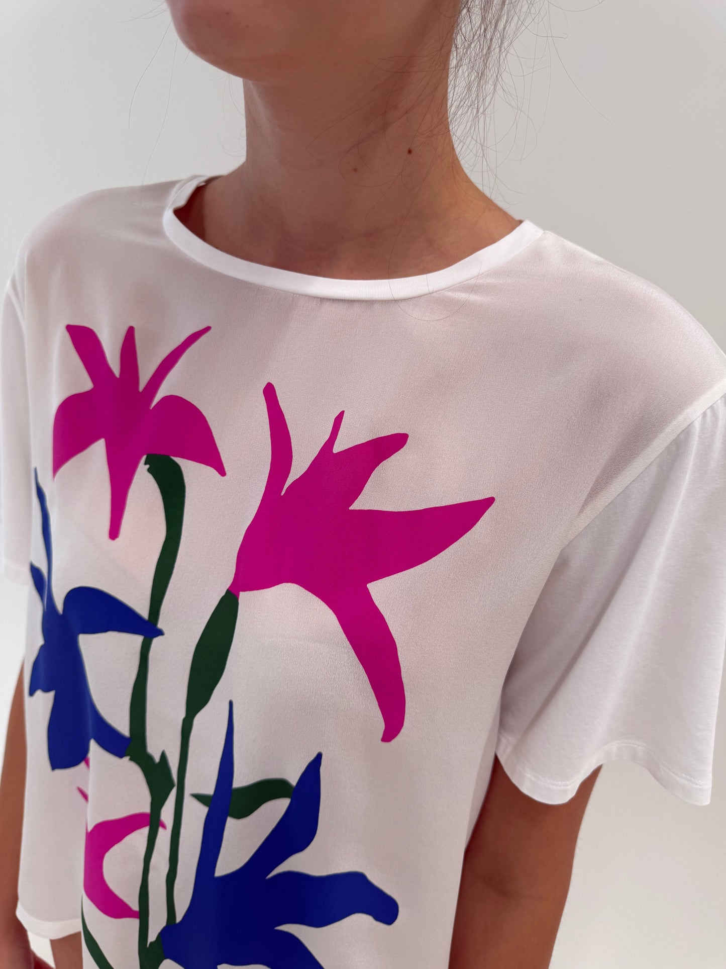 Top Max Mara din mătase naturală cu spate din bumbac și print floral superb