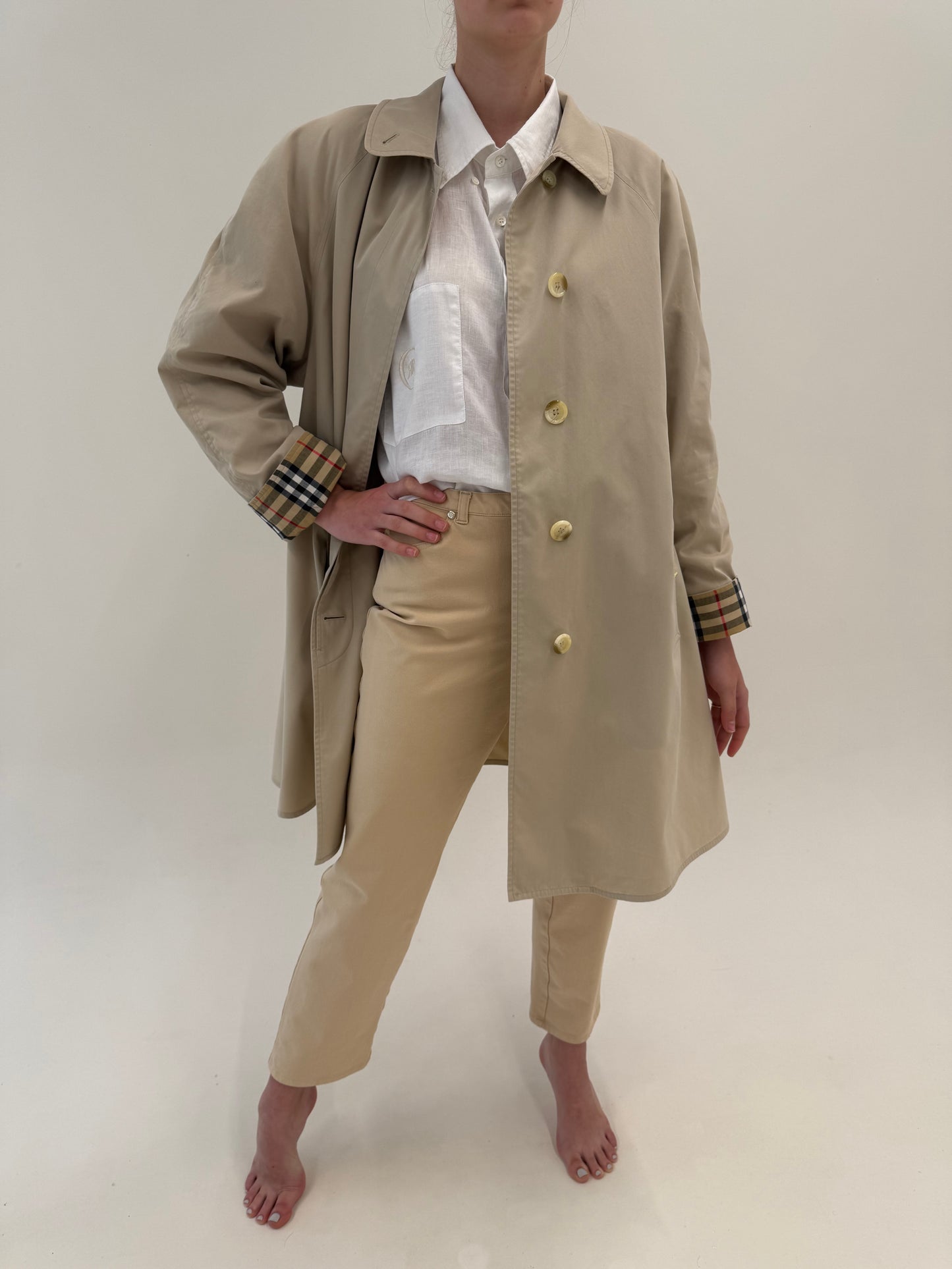 Trench vintage Burberry de vară petite cu manșete cu logoul brandului