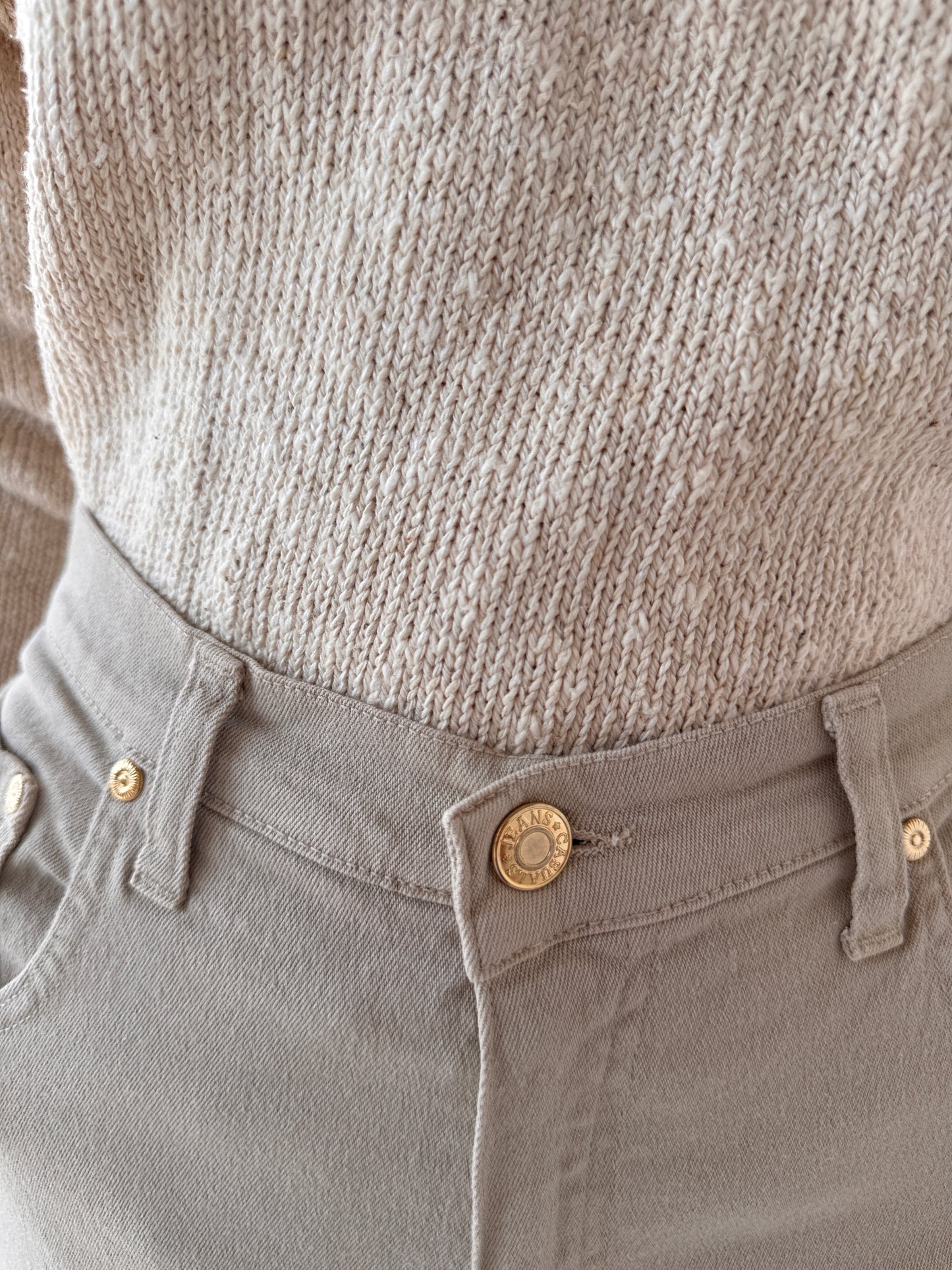 Jeans vintage confort light nude modelatori cu feronerie aurie