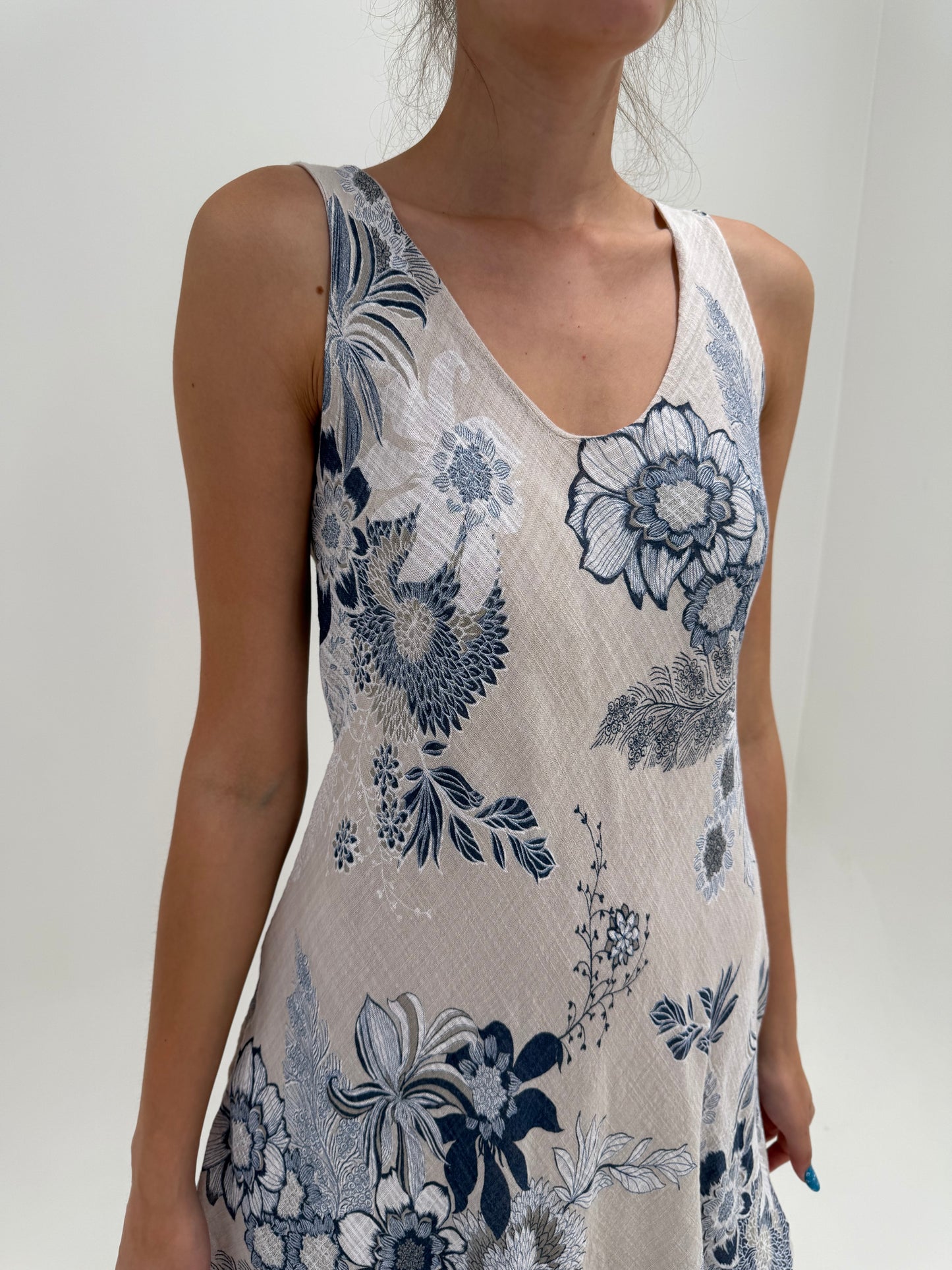 Rochie light nude din in moale și bumbac în bie cu print Navy delicat