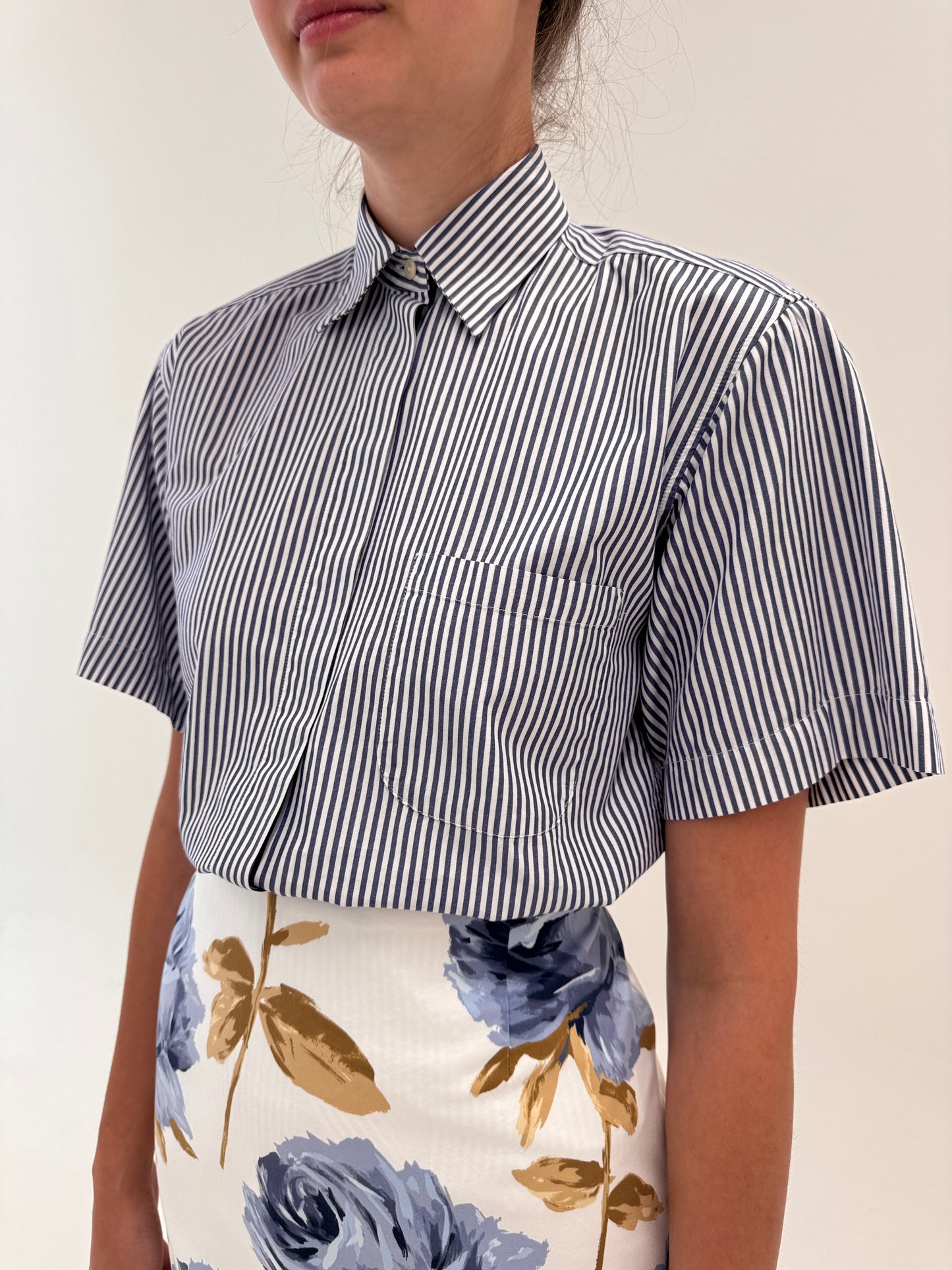 Cămașa luxury Trussardi din poplin excepțional de bun ca în dungi