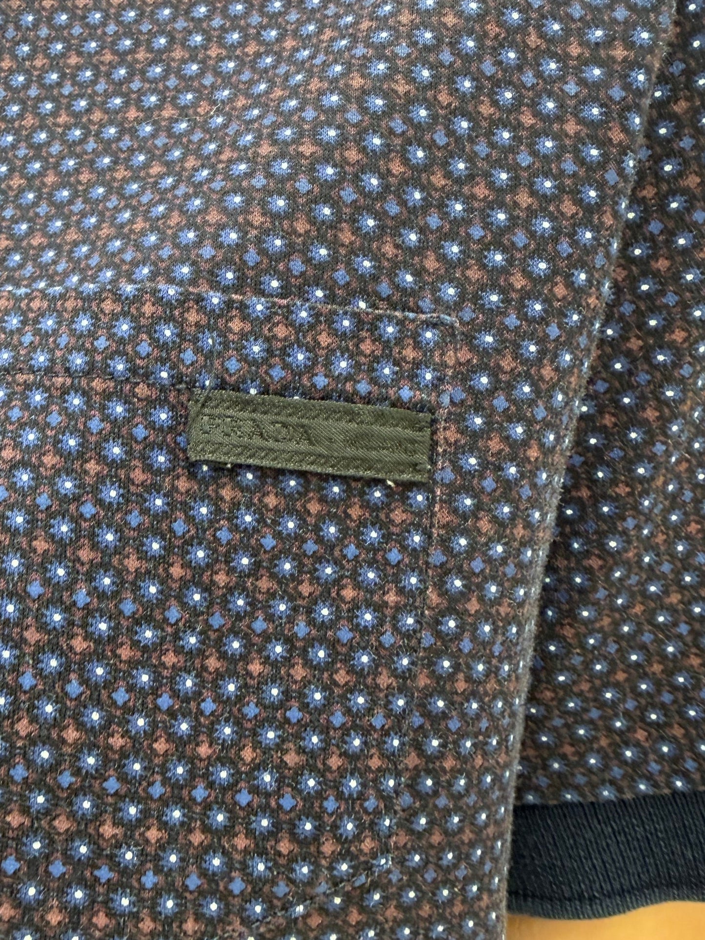 Top Prada polo în nuanțe de albastru