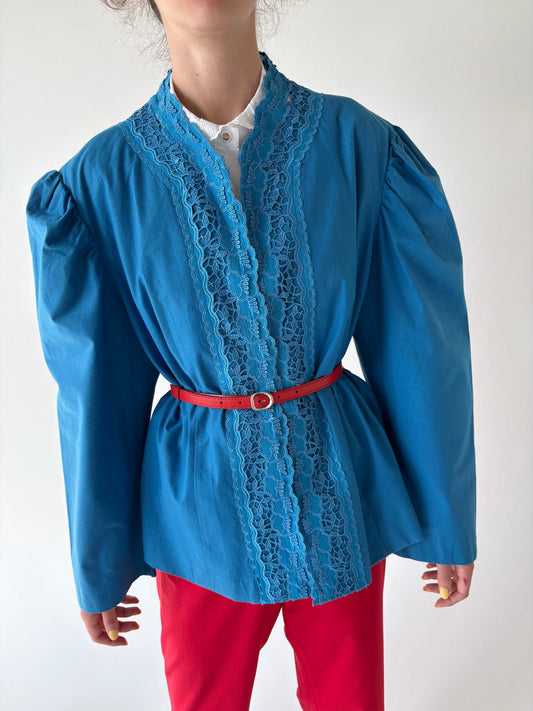 Sacou vintage albastru ciel din pânză de bumvac cu broderie anglaise