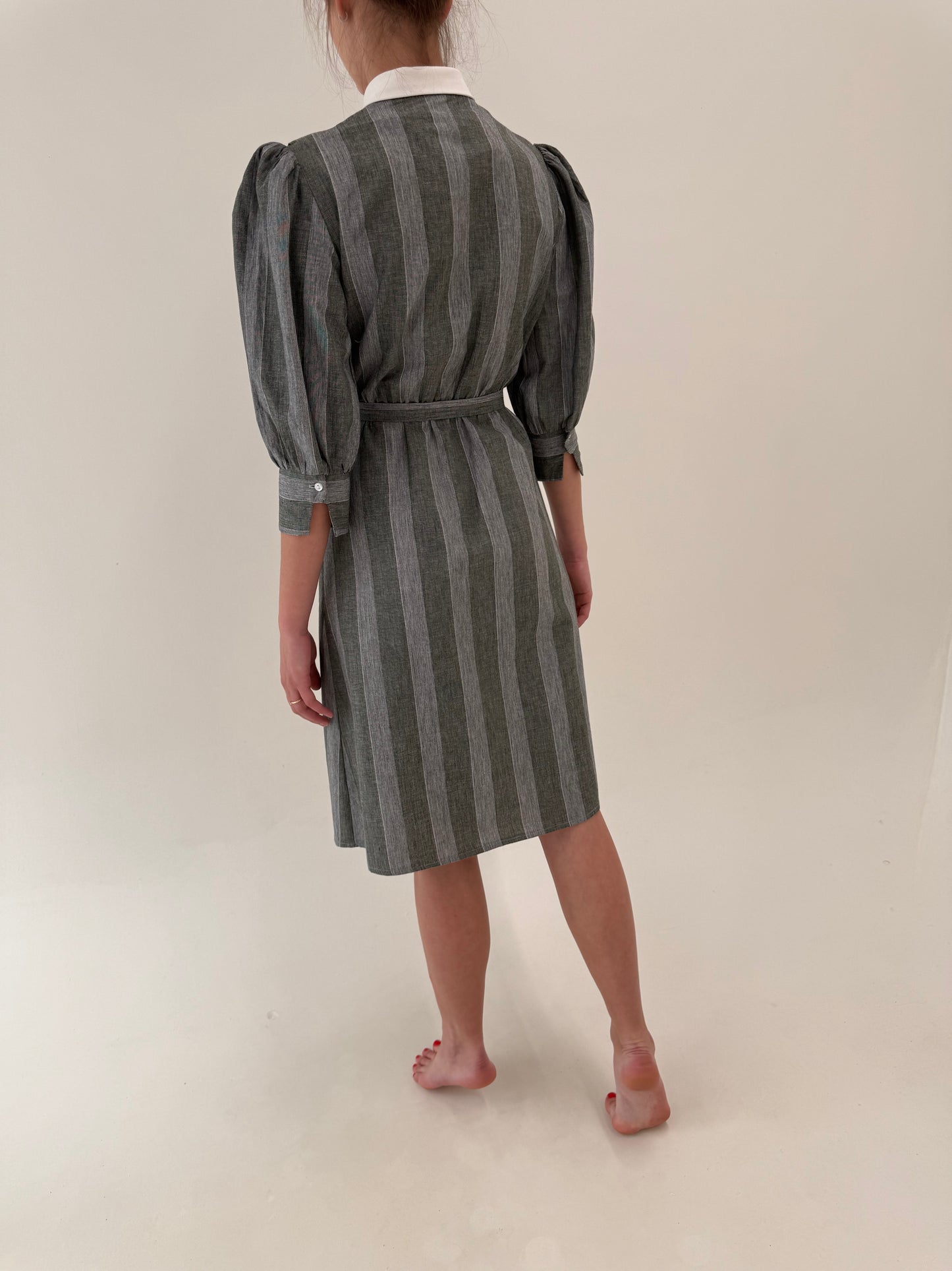 Rochie vintage din pânză în stil Prada și panglică cu curea proprie