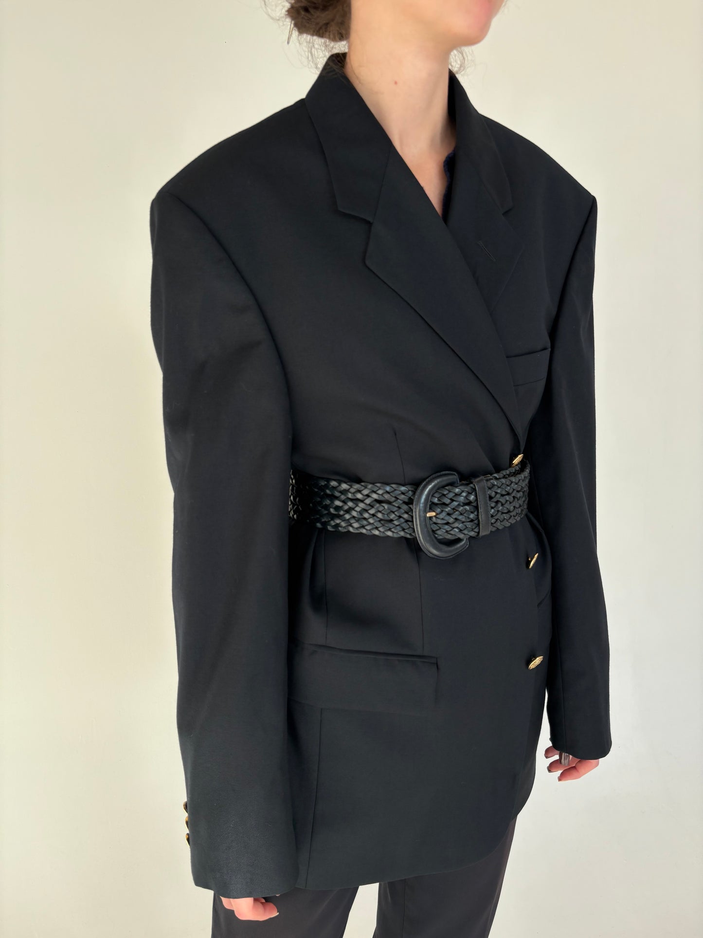 Sacou italian Navy cu nasturi metalici aurii din stofă worsted de lana pura