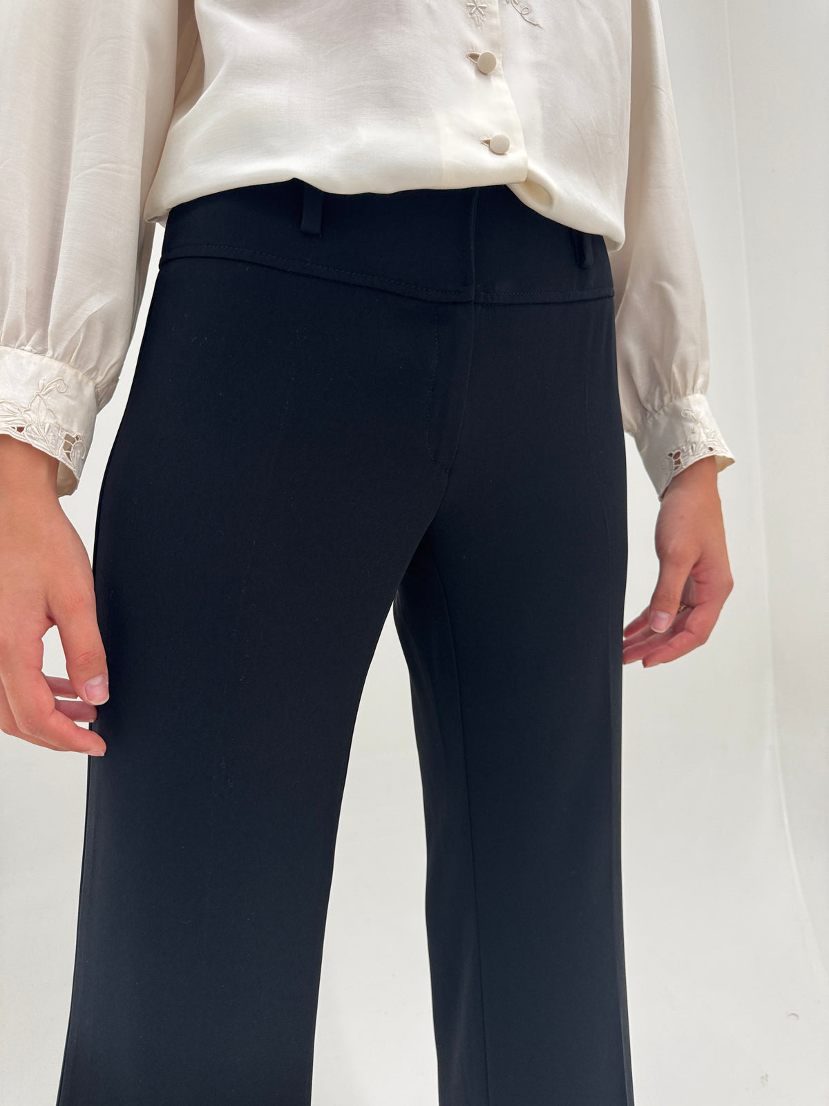 Pantaloni Marella by Max Mare negri business evazați din vascoza grea